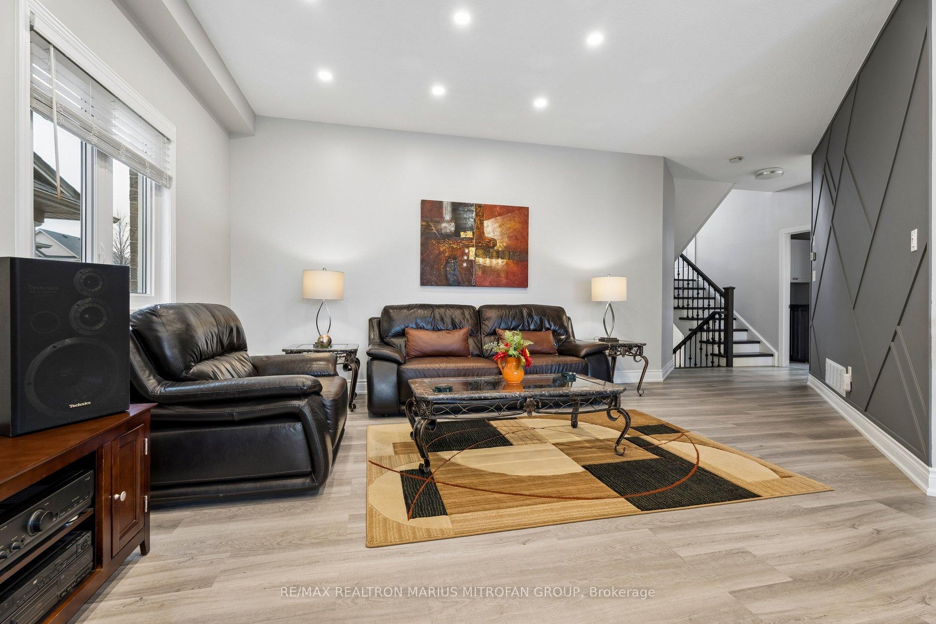 Photo 23 of 58 Whiterock Avenue, Hamilton, Villages of Glancaster — HOMEH