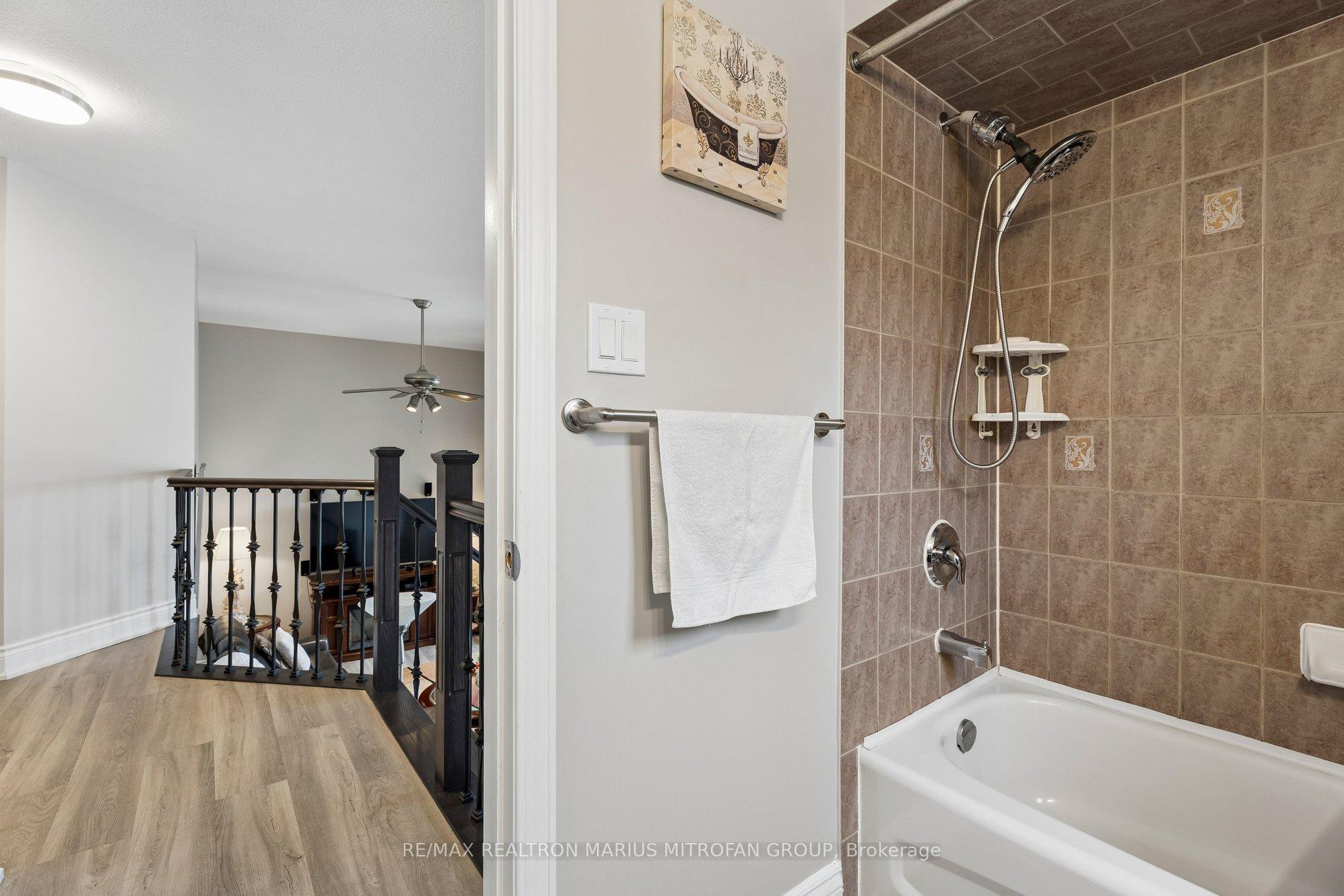 Photo 34 of 58 Whiterock Avenue, Hamilton, Villages of Glancaster — HOMEH