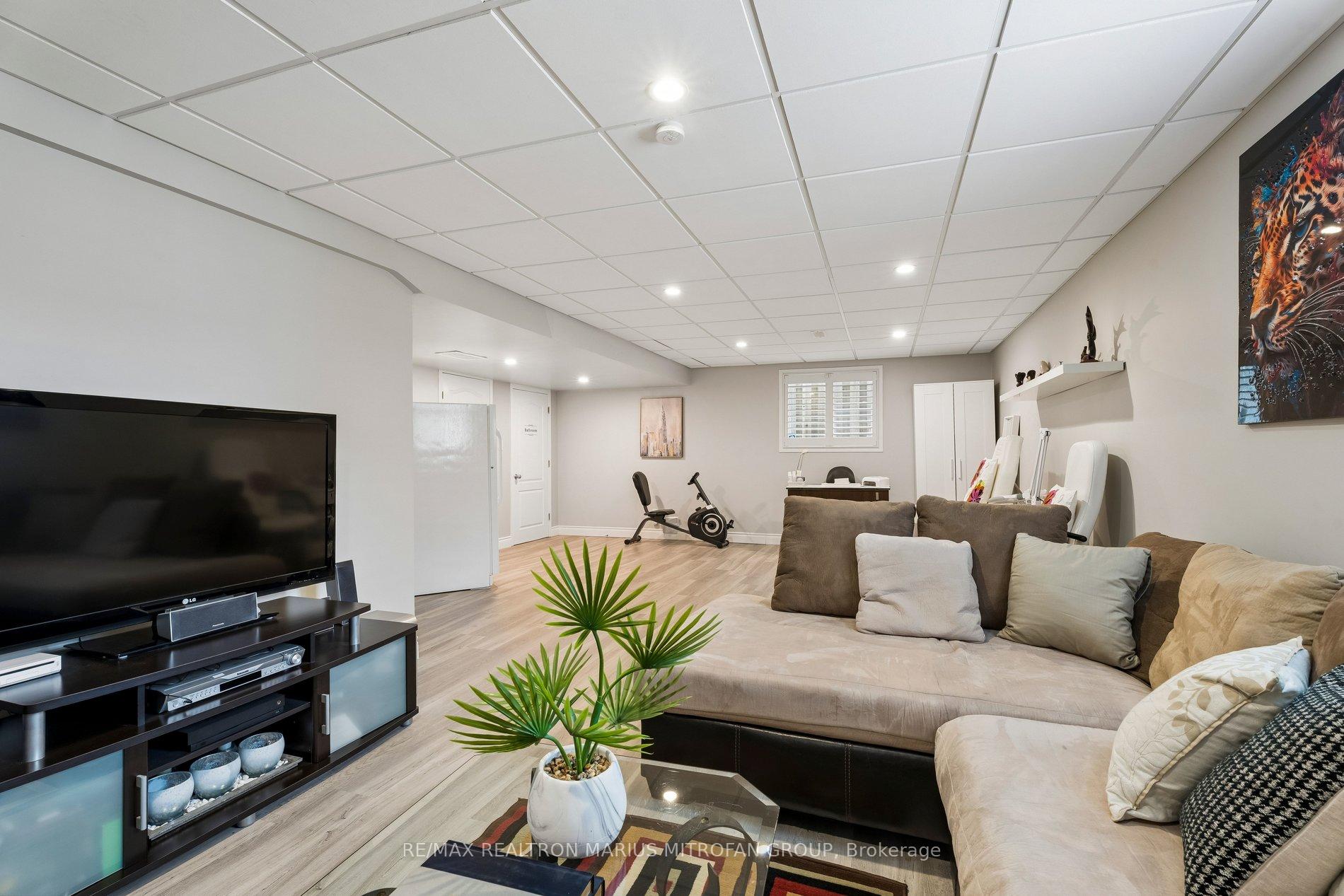 Photo 40 of 58 Whiterock Avenue, Hamilton, Villages of Glancaster — HOMEH
