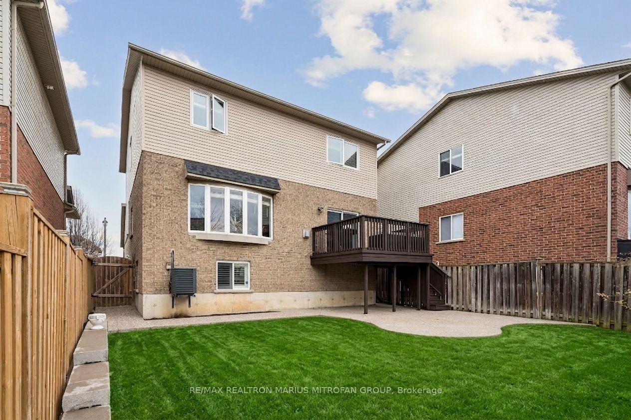 Photo 46 of 58 Whiterock Avenue, Hamilton, Villages of Glancaster — HOMEH