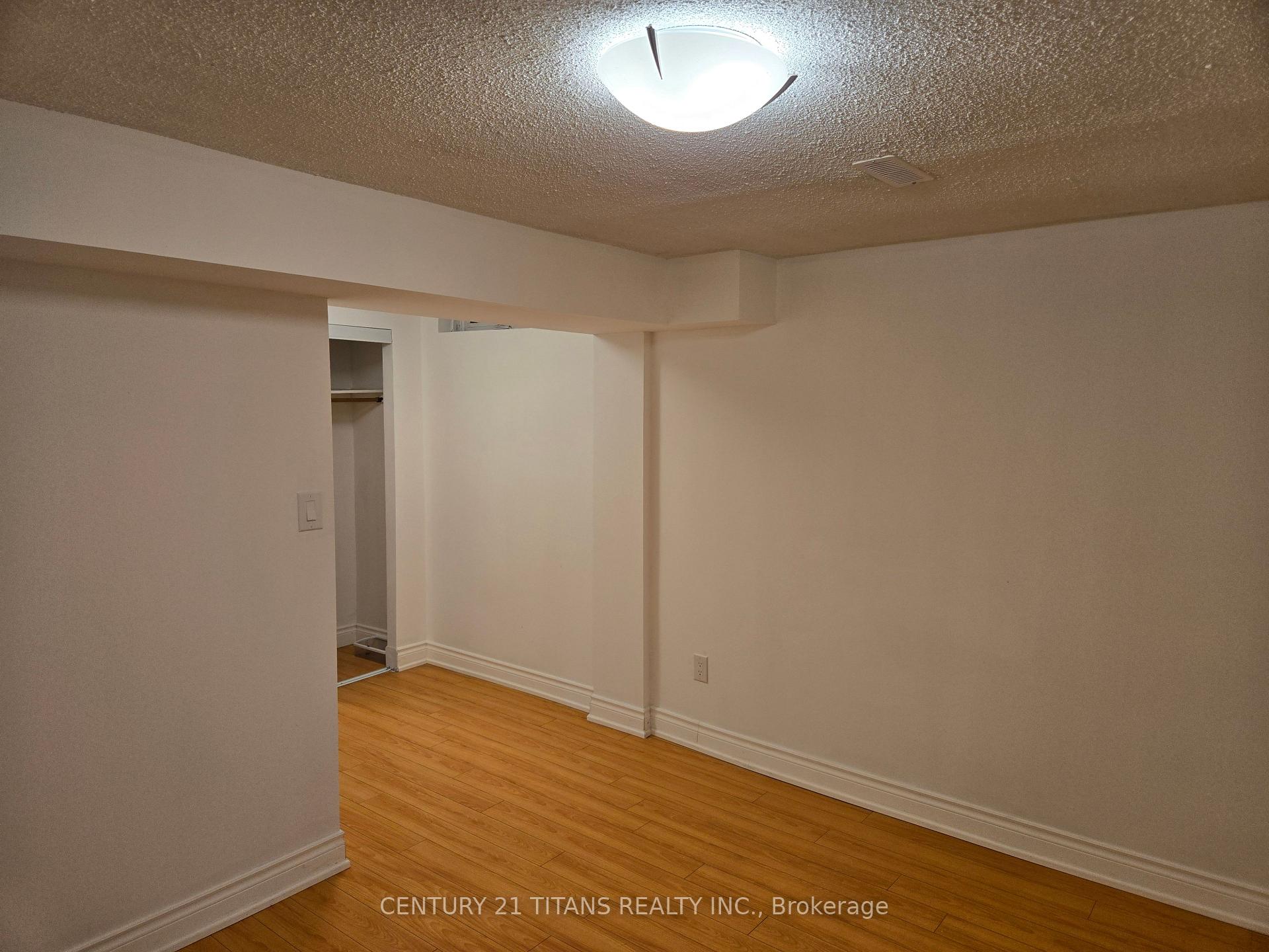 Photo 9 of Unit Lower, 59 William Honey Crescent, Markham, Middlefield — HOMEH