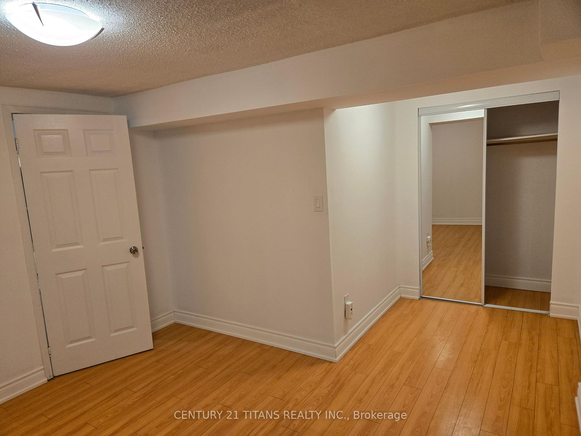 Photo 10 of Unit Lower, 59 William Honey Crescent, Markham, Middlefield — HOMEH