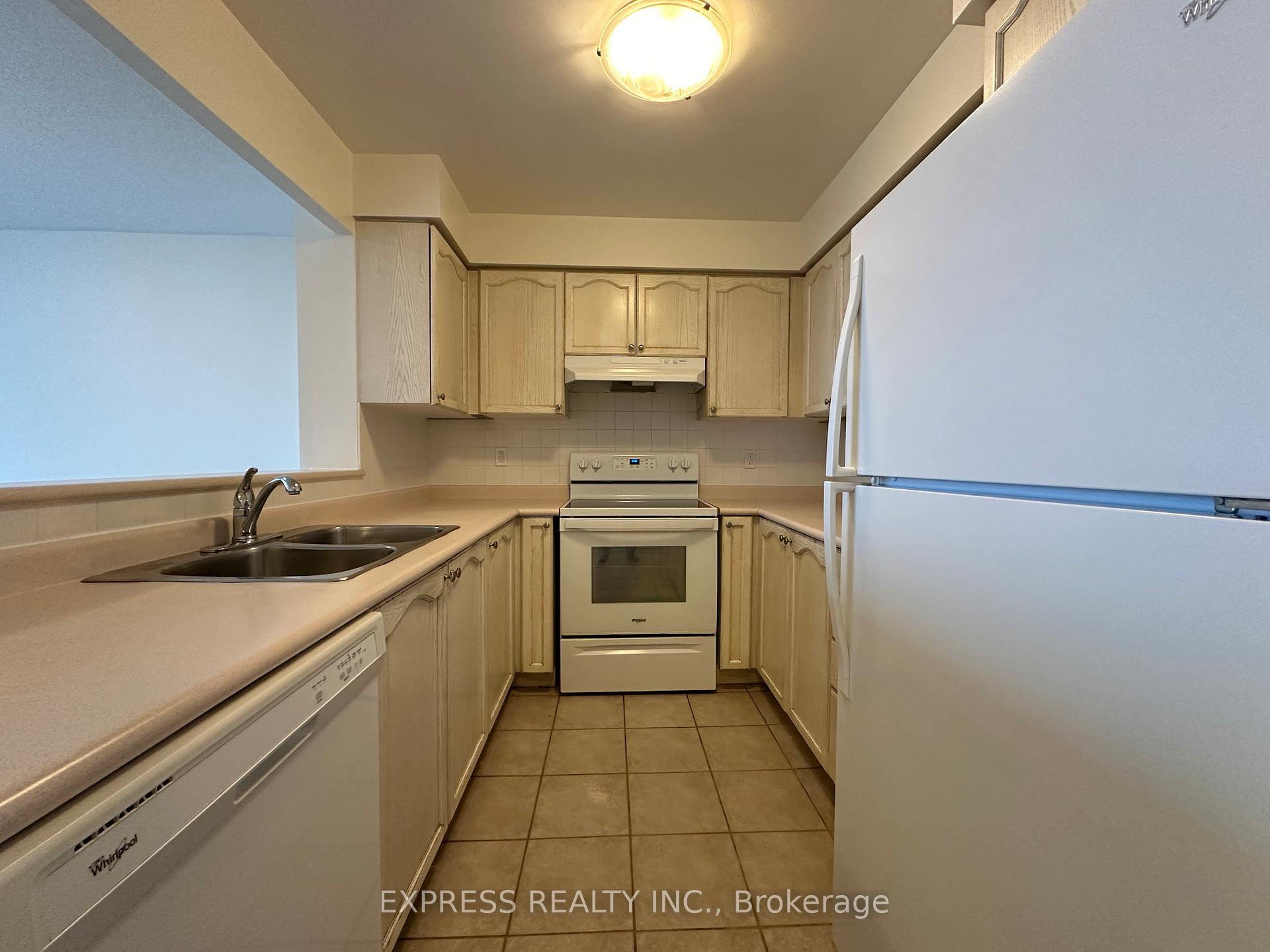 Photo 9 of Unit Lph12, 39 Pemberton Avenue, North York, Newtonbrook East — HOMEH