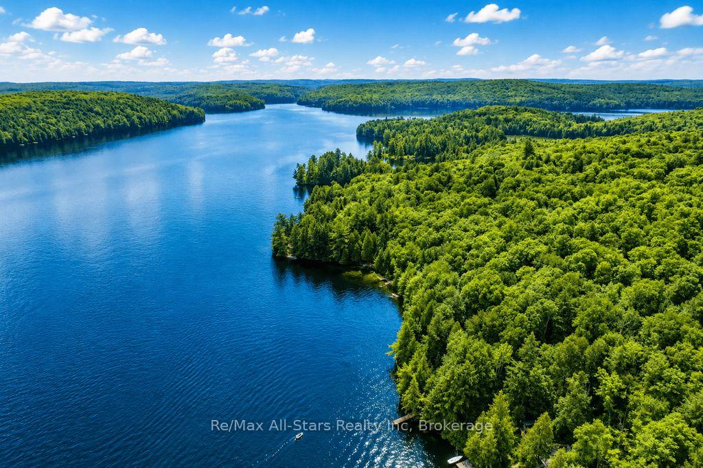 Photo 3 of 1142 Smoke Lake, South Algonquin — HOMEH