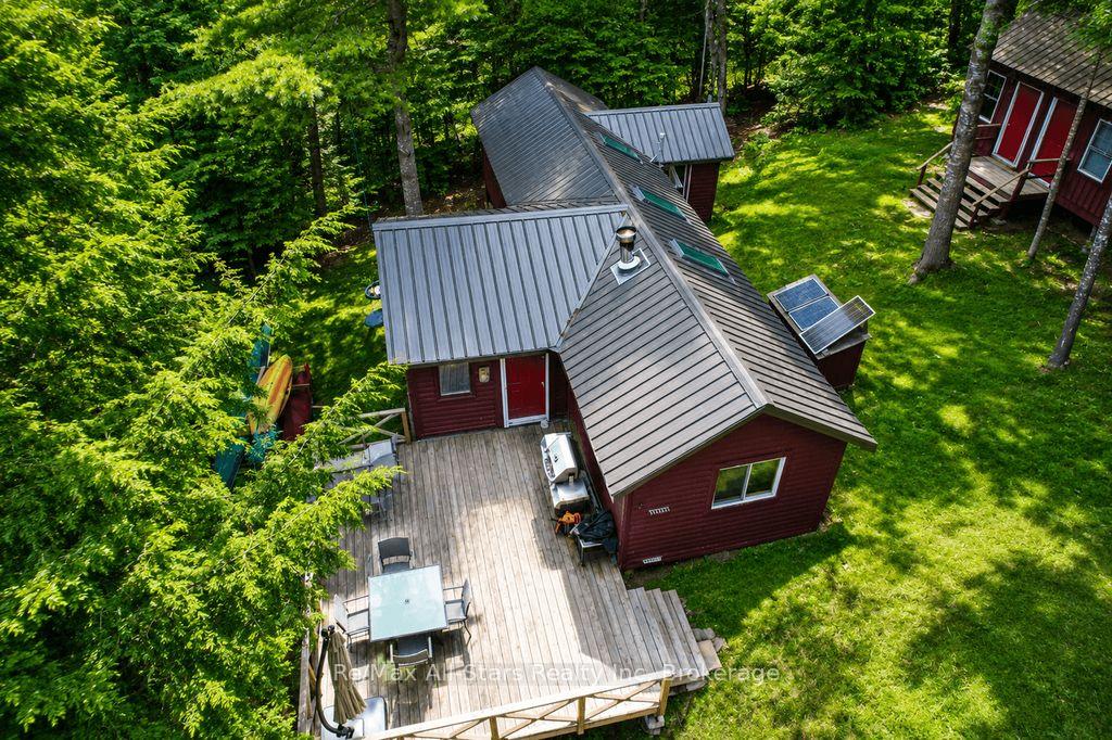 Photo 4 of 1142 Smoke Lake, South Algonquin — HOMEH