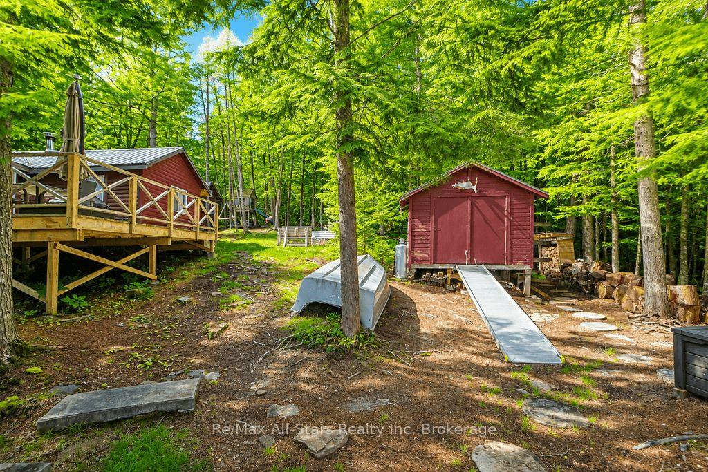 Photo 30 of 1142 Smoke Lake, South Algonquin — HOMEH