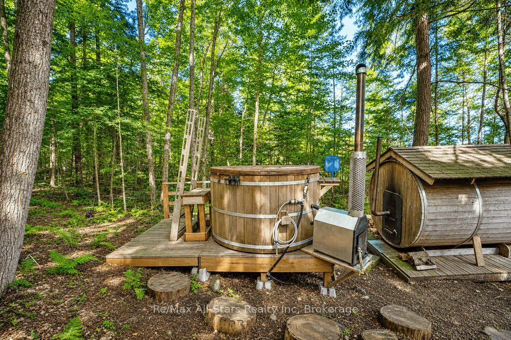 Photo 36 of 1142 Smoke Lake, South Algonquin — HOMEH