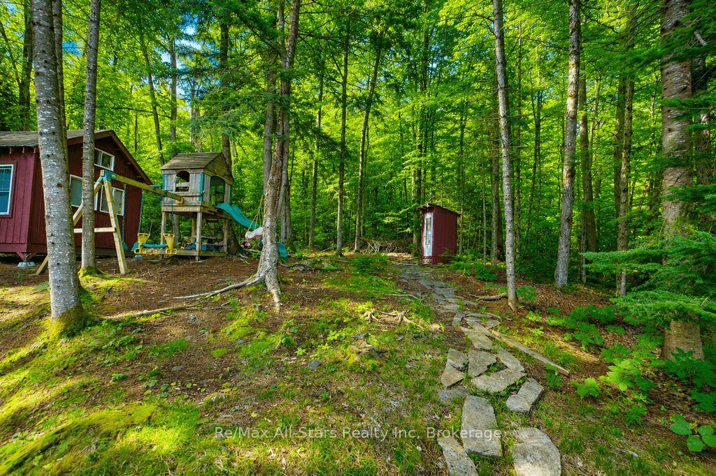 Photo 38 of 1142 Smoke Lake, South Algonquin — HOMEH