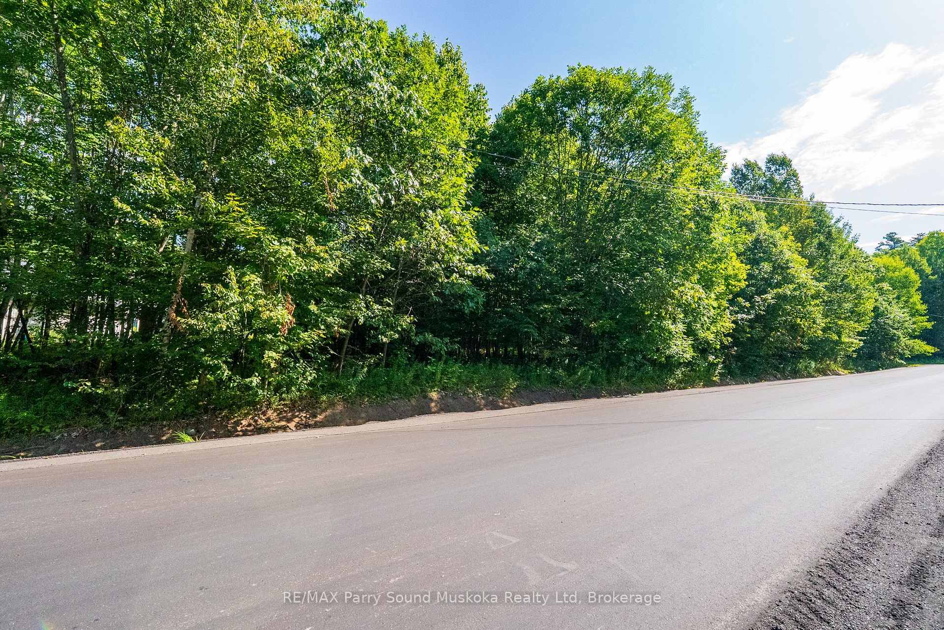 Photo 14 of 4 Mountain Basin Drive, McDougall — HOMEH