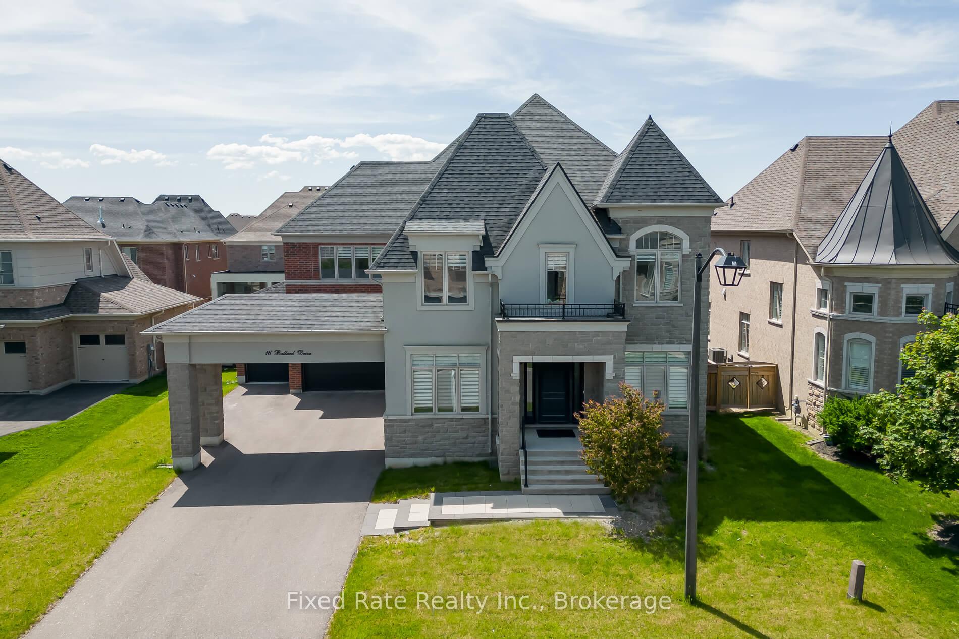Photo 3 of 16 Ballard Drive, King, Nobleton — HOMEH