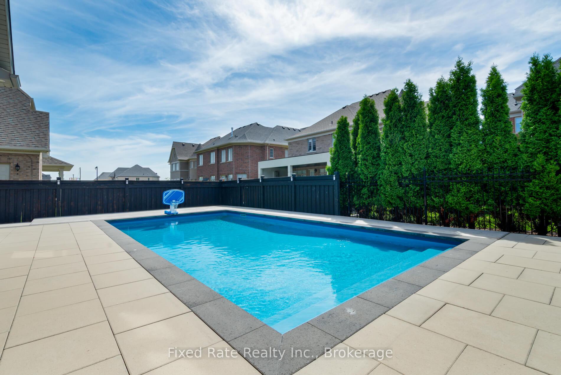 Photo 48 of 16 Ballard Drive, King, Nobleton — HOMEH