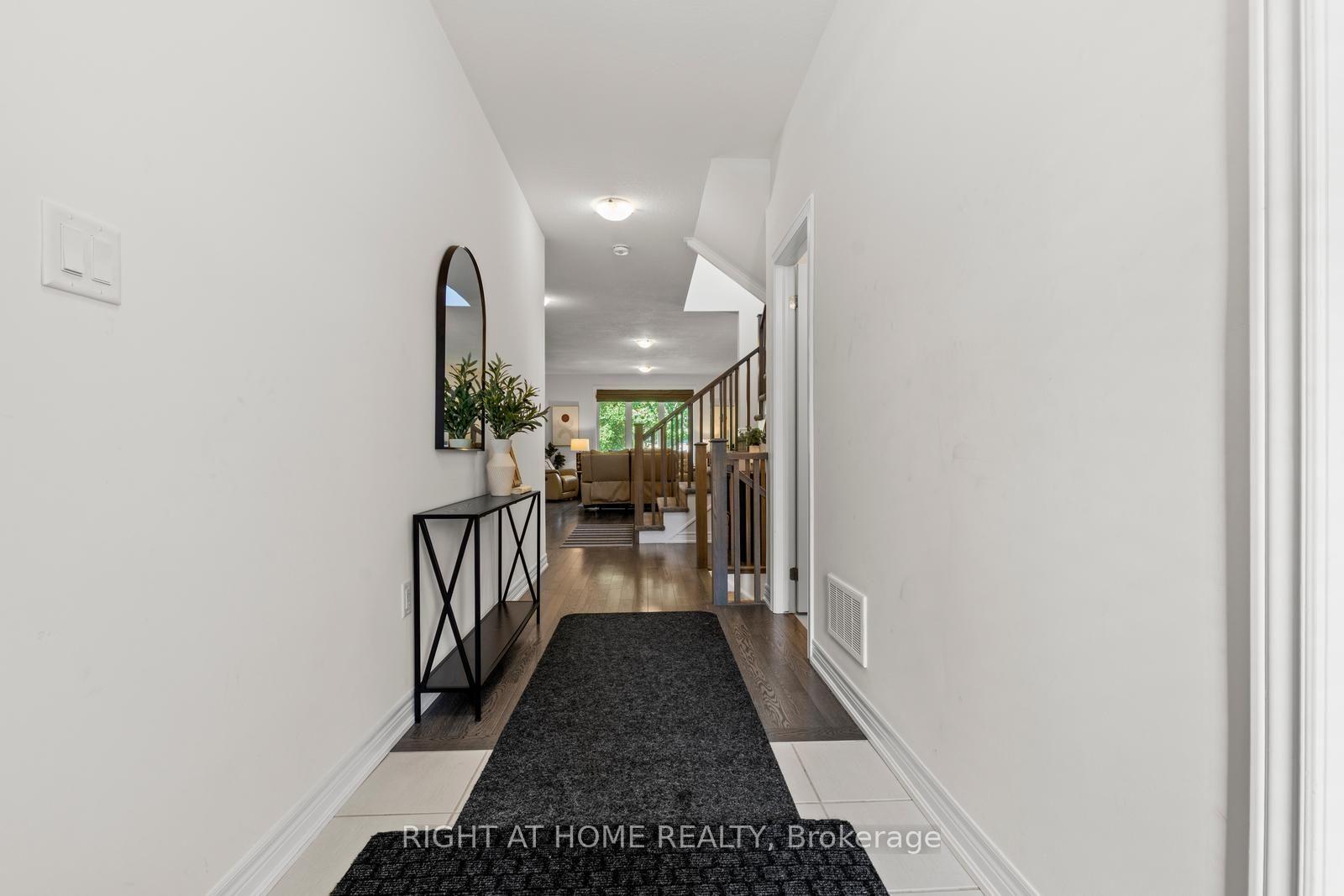 Photo 6 of 131 Terrace Drive, Grimsby, Grimsby East — HOMEH
