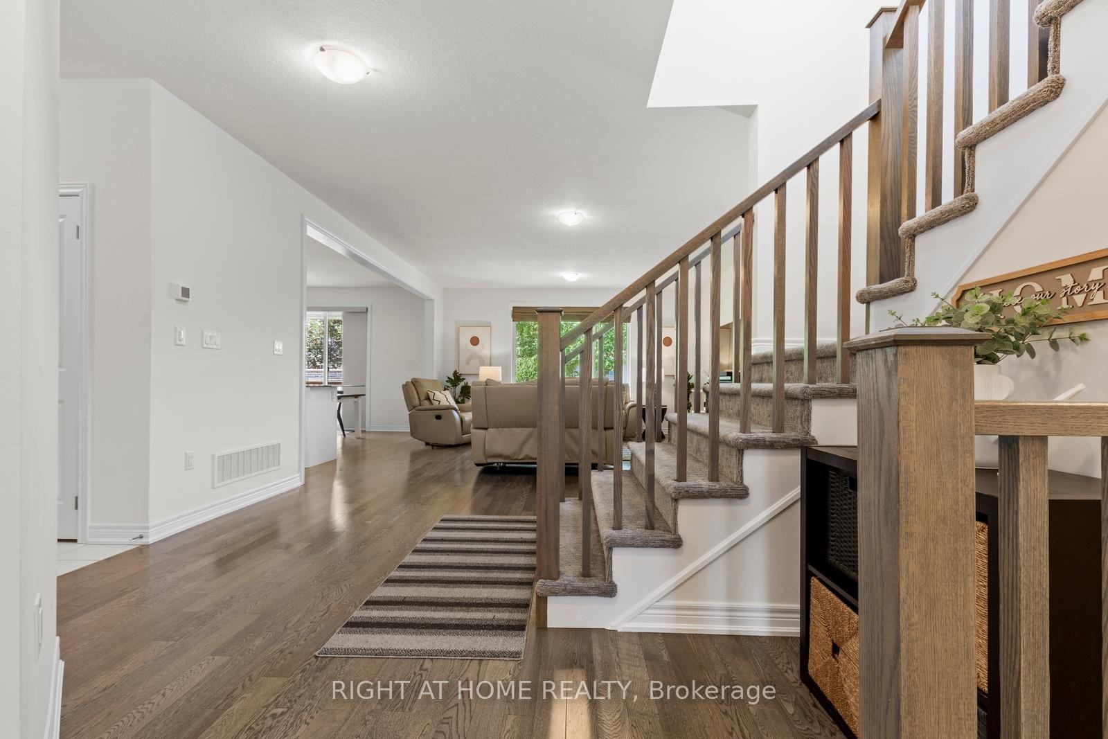 Photo 7 of 131 Terrace Drive, Grimsby, Grimsby East — HOMEH