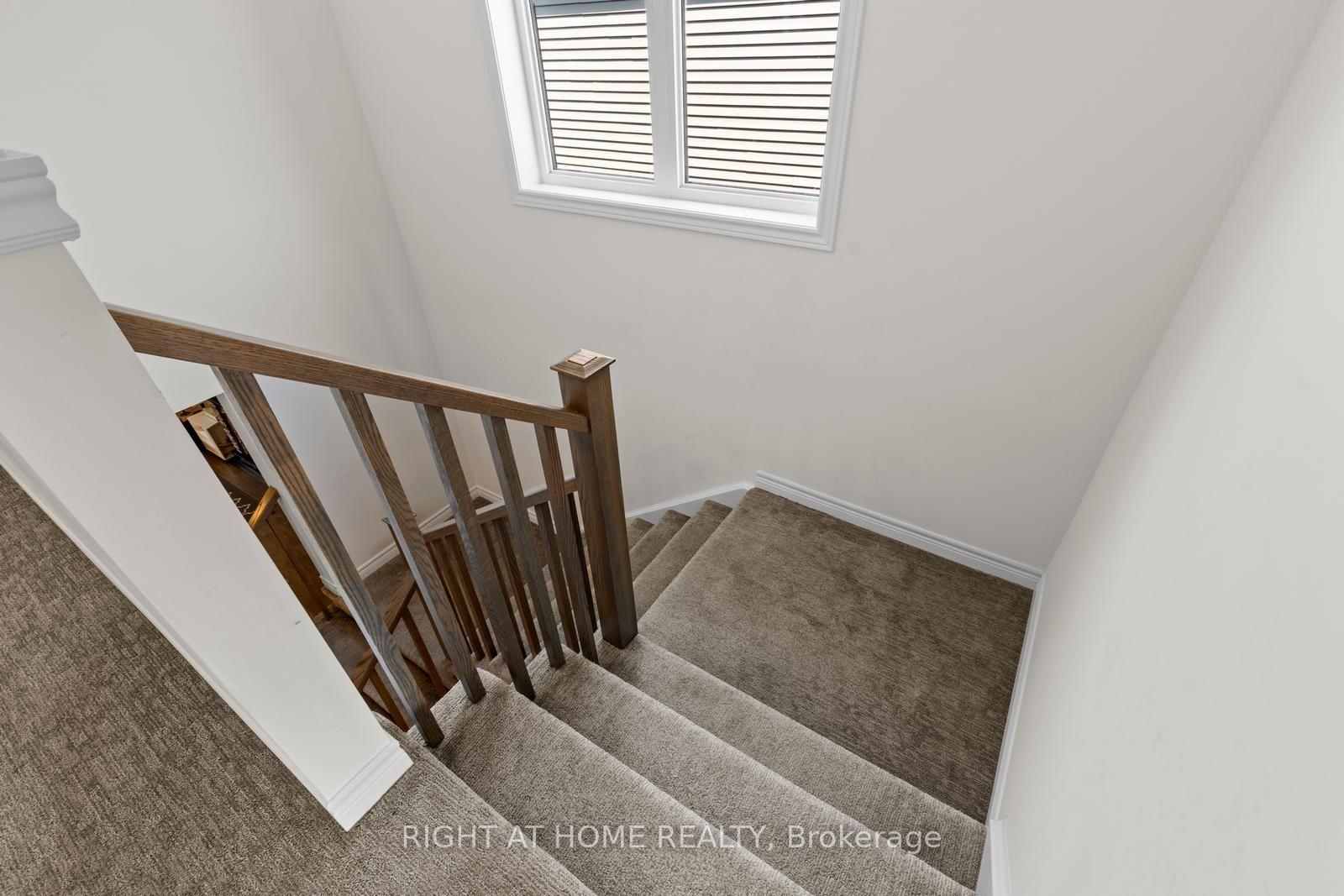 Photo 18 of 131 Terrace Drive, Grimsby, Grimsby East — HOMEH