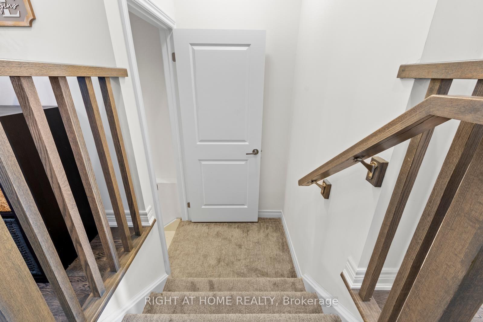 Photo 46 of 131 Terrace Drive, Grimsby, Grimsby East — HOMEH