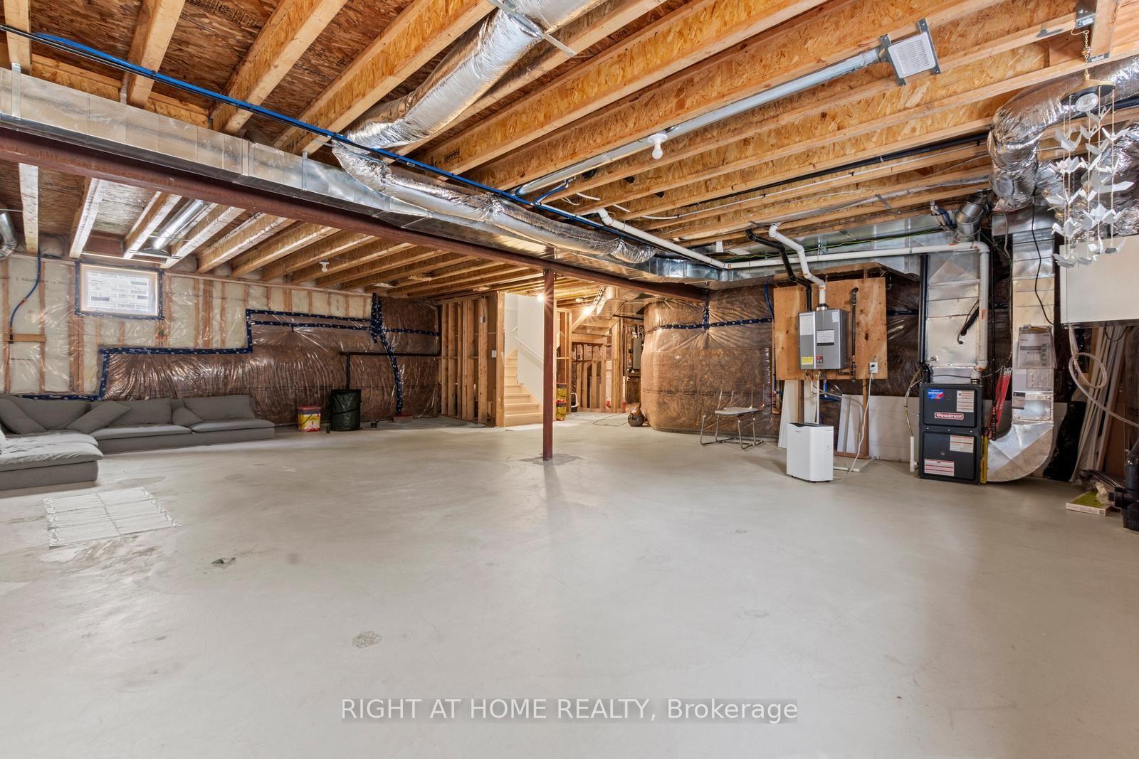 Photo 48 of 131 Terrace Drive, Grimsby, Grimsby East — HOMEH