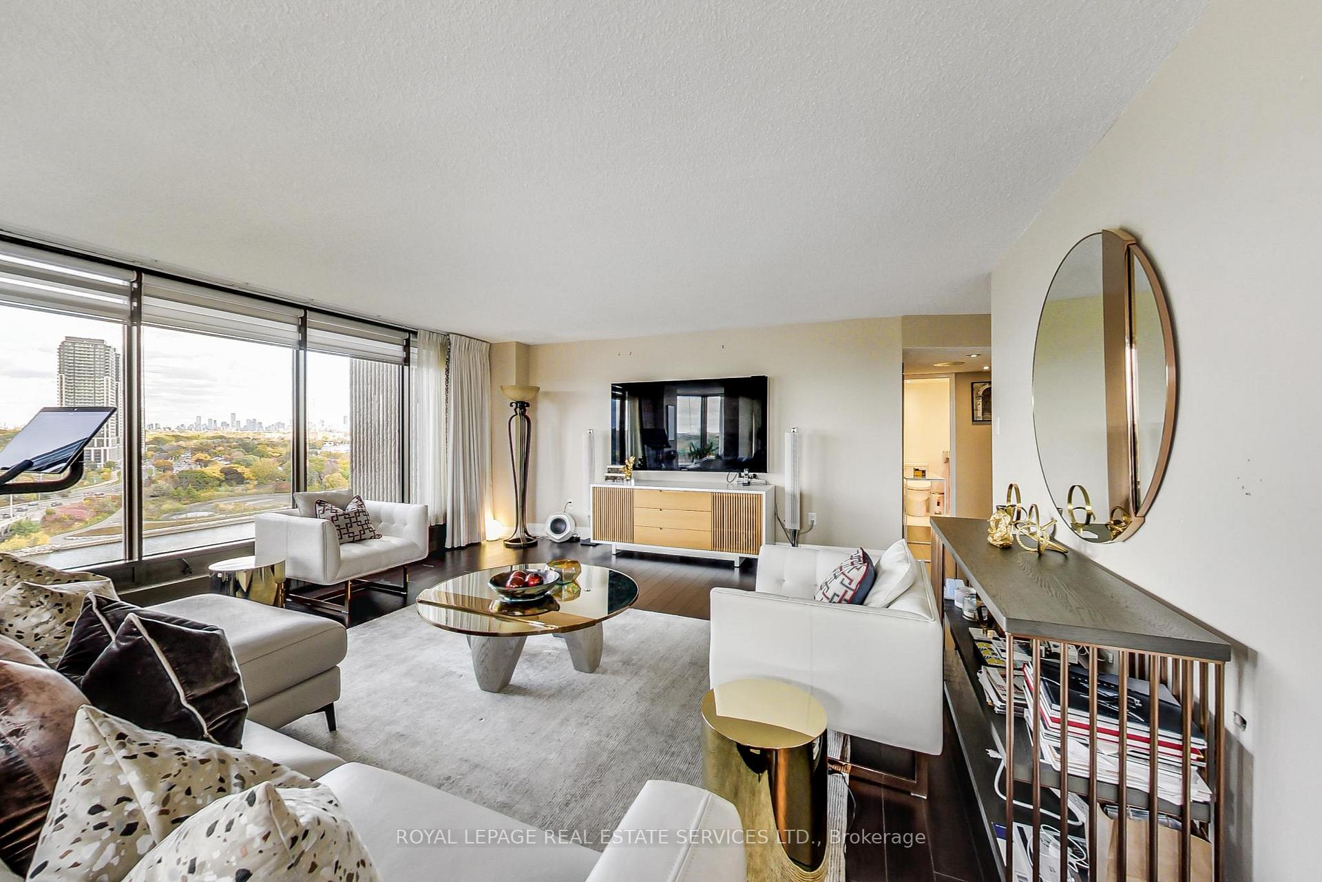 Photo 2 of Unit 1110, 2045 Lake Shore Boulevard W, Etobicoke, Mimico — HOMEH