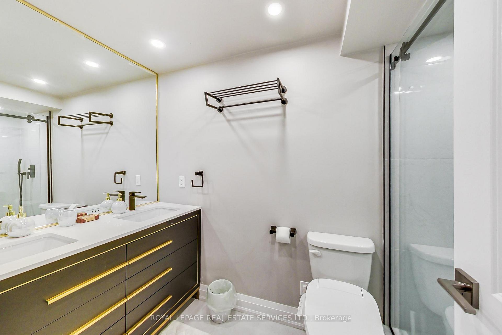 Photo 9 of Unit 1110, 2045 Lake Shore Boulevard W, Etobicoke, Mimico — HOMEH