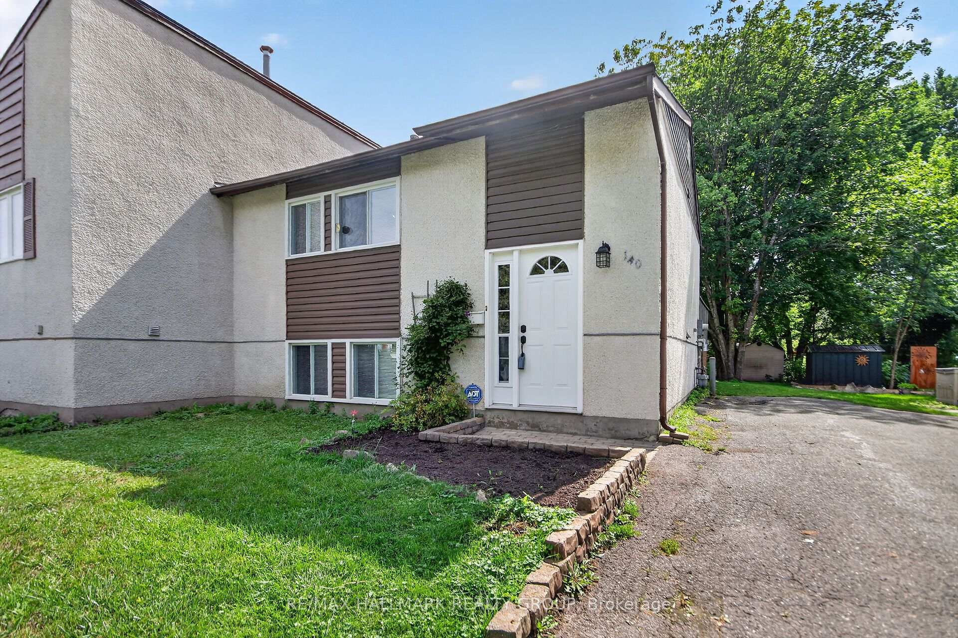 Photo of 140 Rothesay Drive