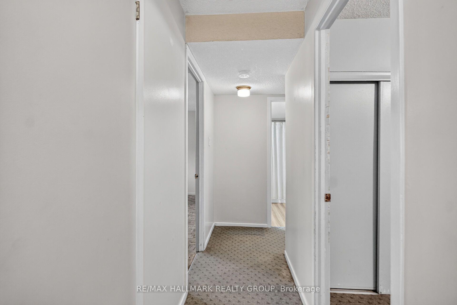 Photo 34 of 140 Rothesay Drive, Ottawa, Kanata - Glencairn/Hazeldean — HOMEH