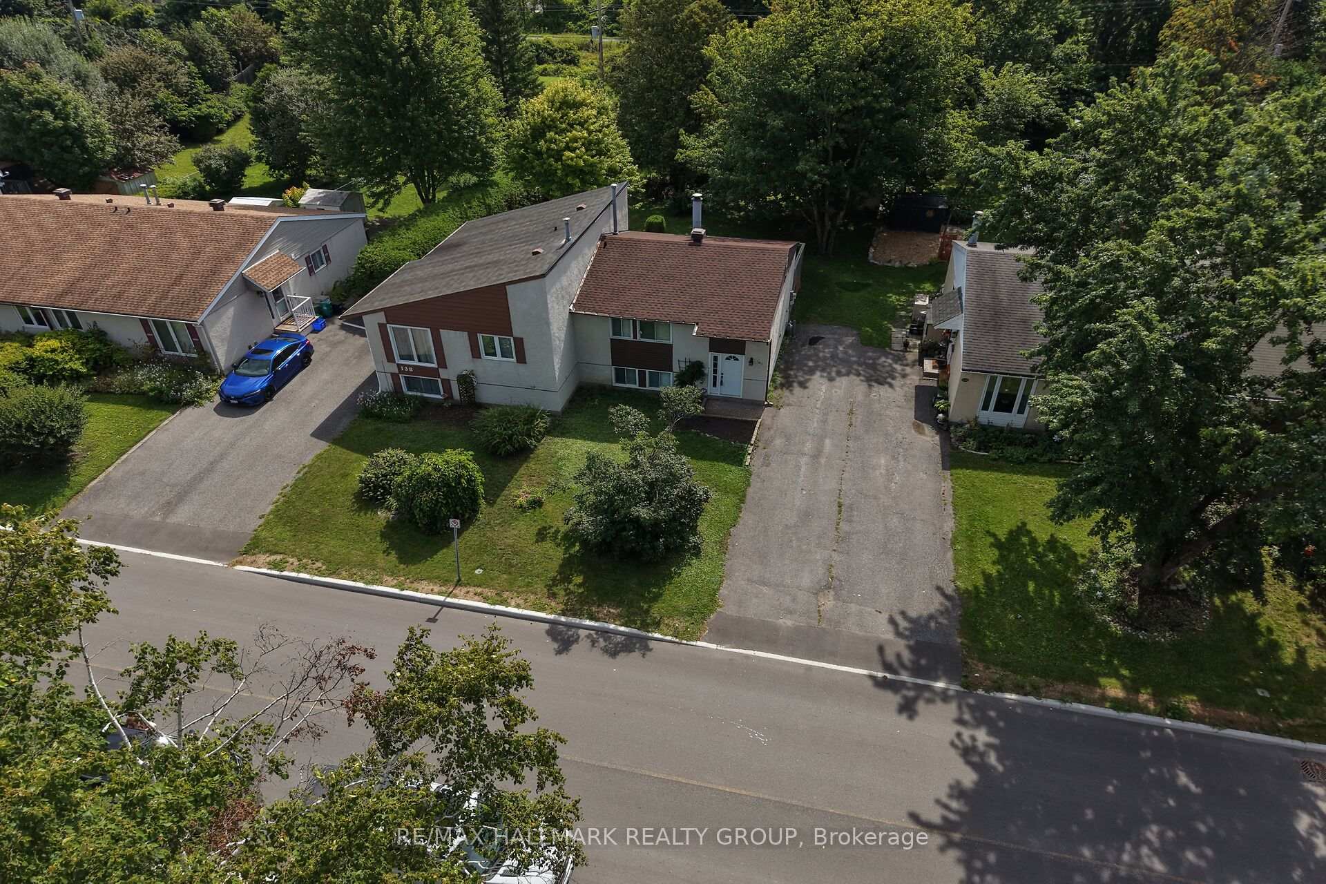 Photo 52 of 140 Rothesay Drive, Ottawa, Kanata - Glencairn/Hazeldean — HOMEH