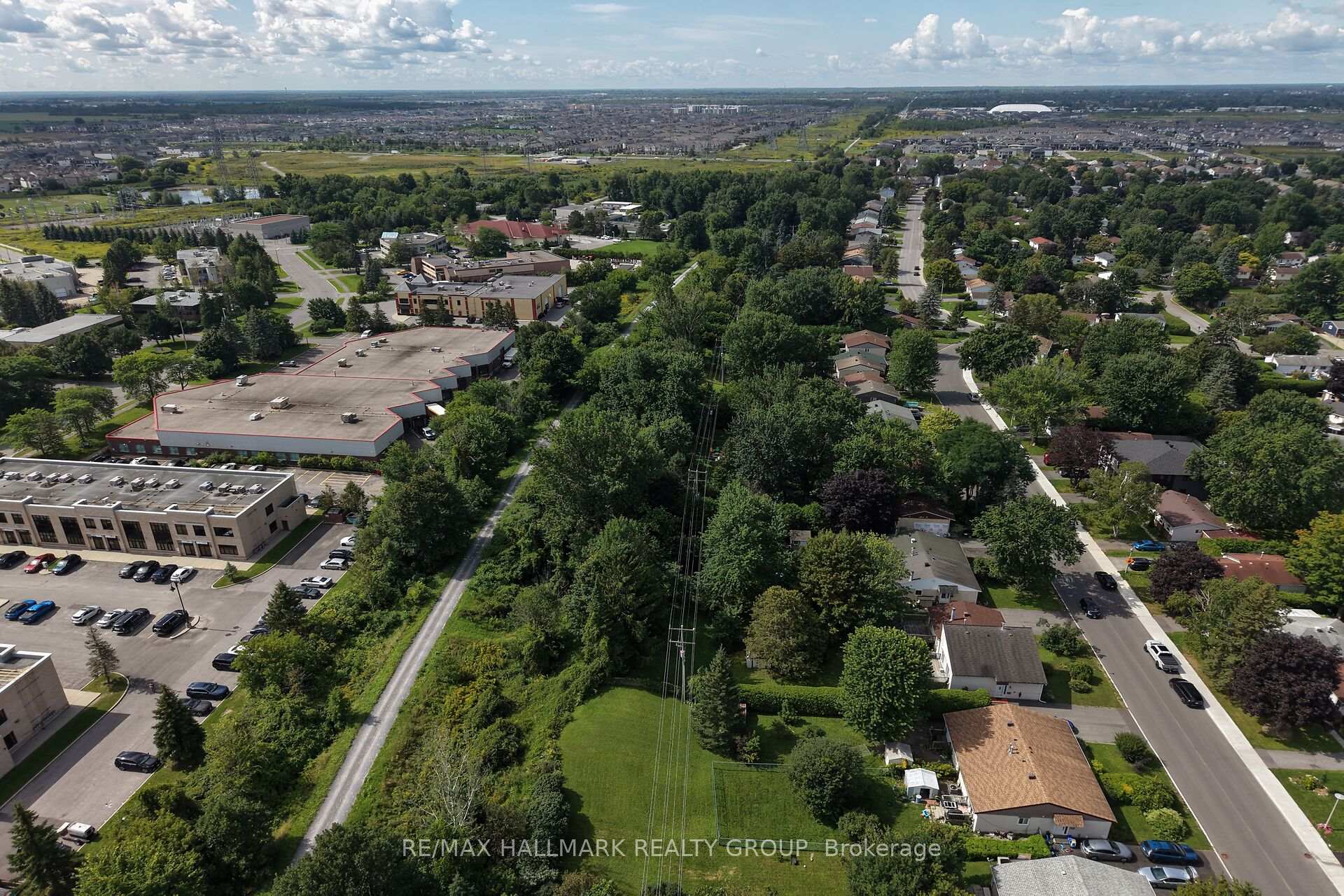 Photo 55 of 140 Rothesay Drive, Ottawa, Kanata - Glencairn/Hazeldean — HOMEH