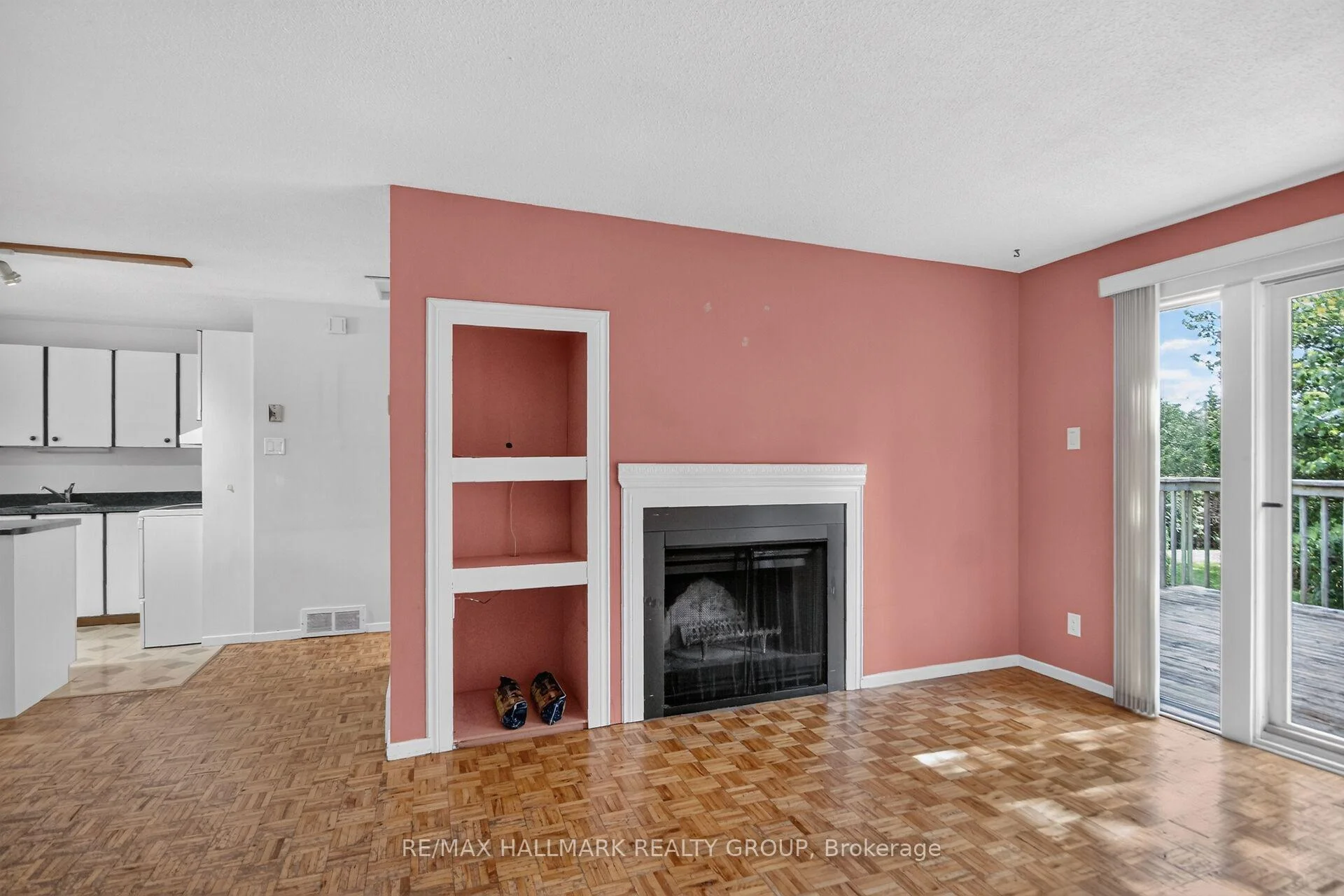 Photo 21 of 140 Rothesay Drive, Ottawa, Kanata - Glencairn/Hazeldean — HOMEH