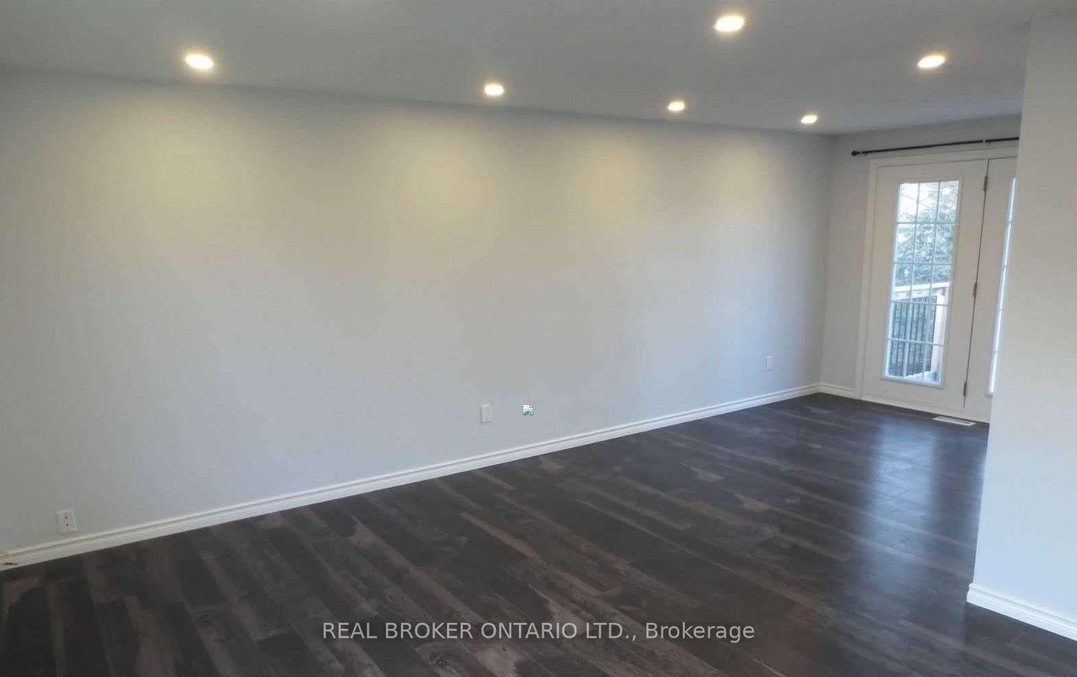 Photo 8 of Unit Upper, 18 Chippawa Court, Barrie, North Shore — HOMEH