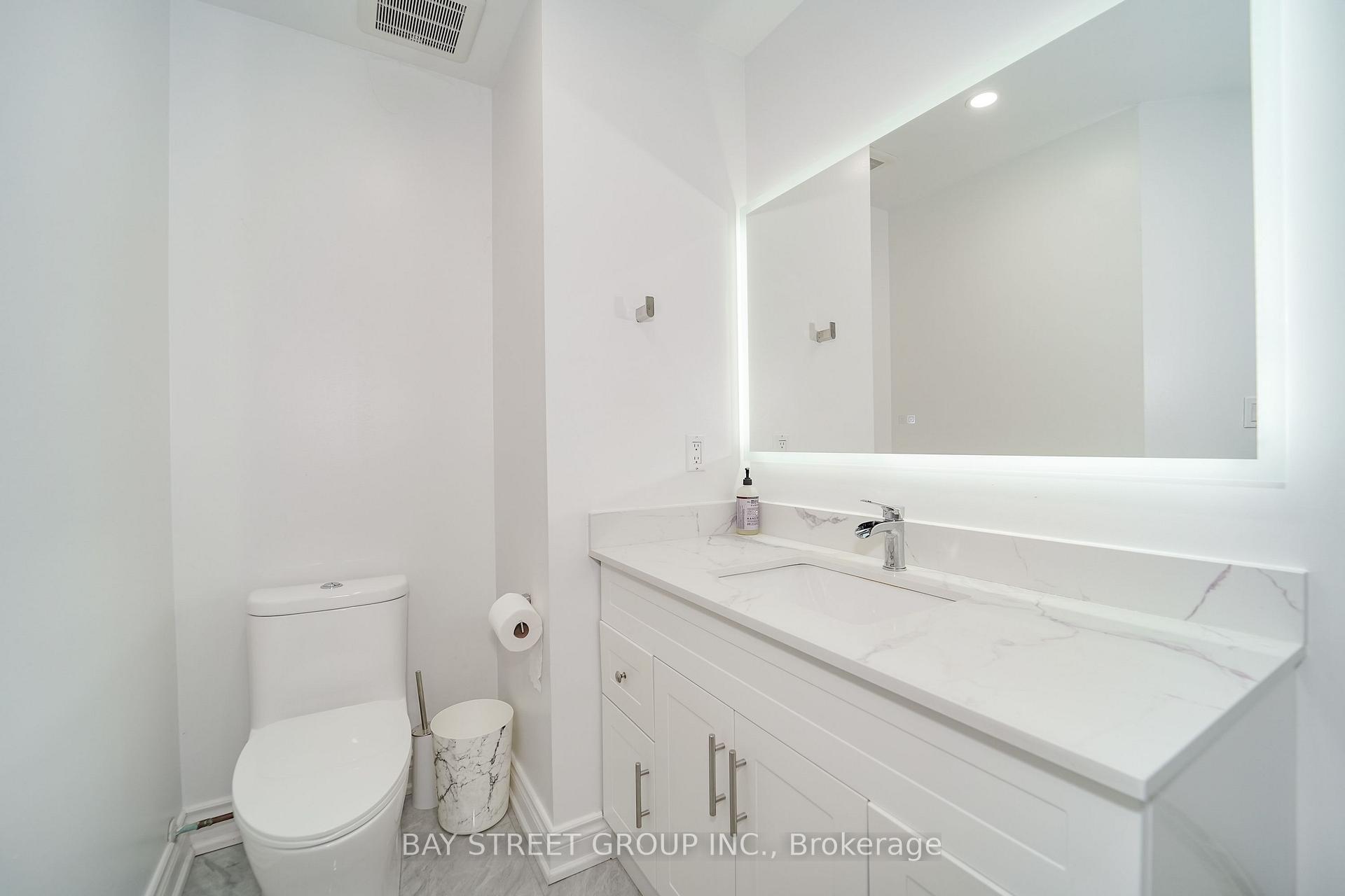 Photo 36 of 72 Purcell Crescent, Vaughan, Maple — HOMEH