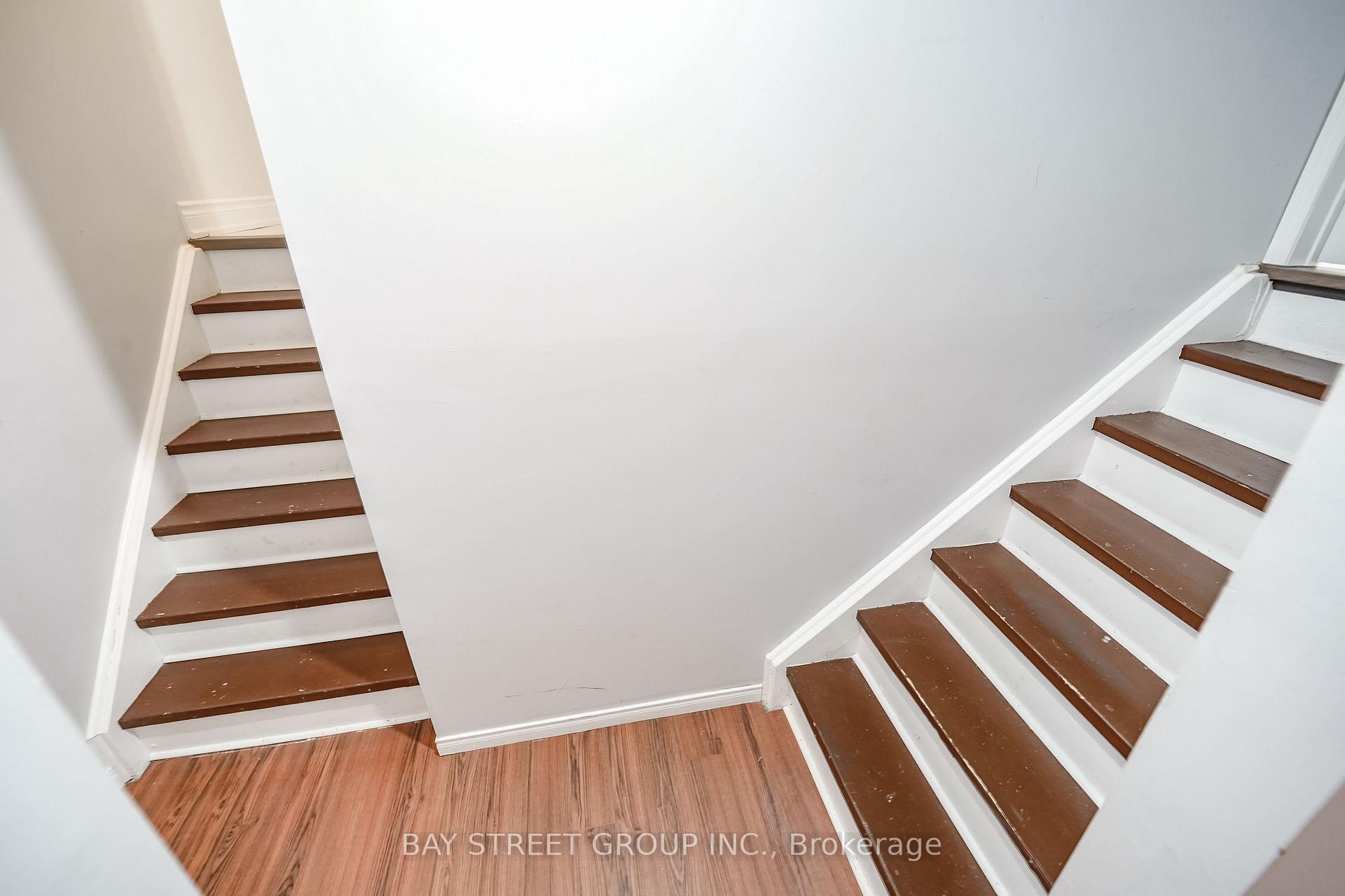 Photo 50 of 72 Purcell Crescent, Vaughan, Maple — HOMEH