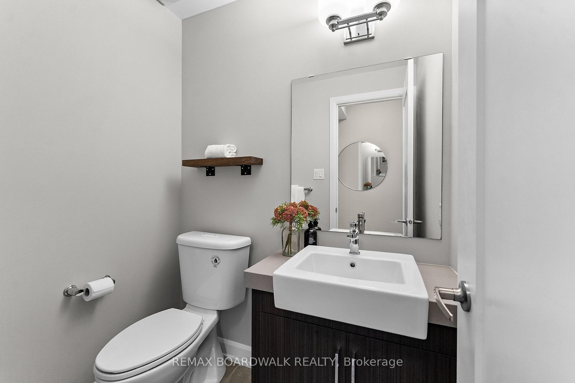 Photo 25 of 14 Philosopher Private, Ottawa, Ottawa East — HOMEH
