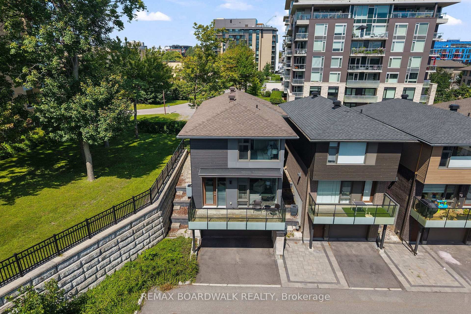 Photo 45 of 14 Philosopher Private, Ottawa, Ottawa East — HOMEH