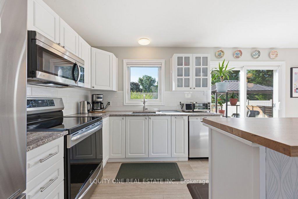 Photo 7 of 620 Loucks Drive, Russell, Village of Russell — HOMEH
