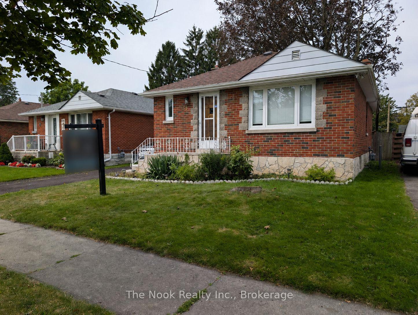 Photo of 288 Cadillac Avenue S