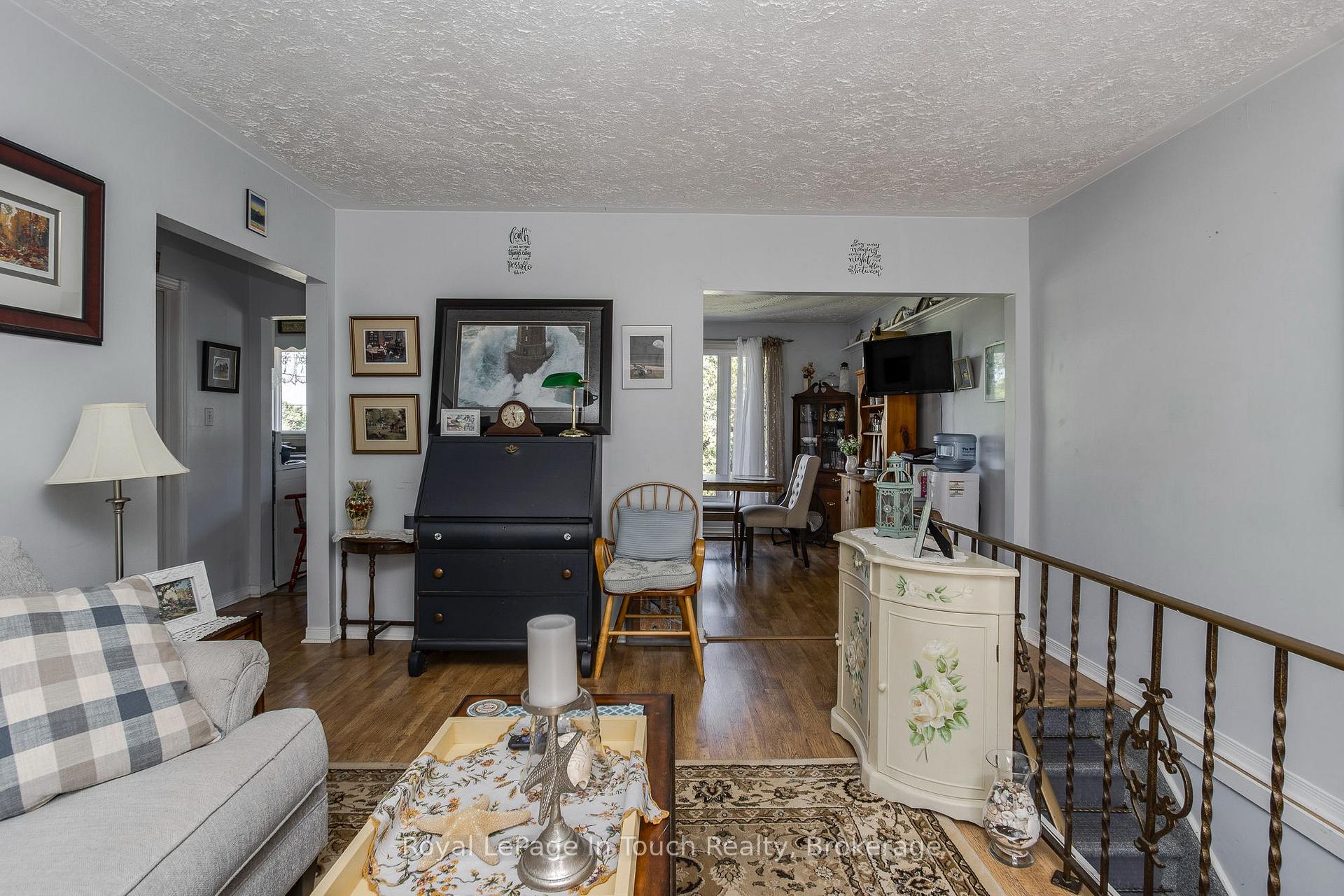 Photo 18 of 33 Grandview Road, Tay, Rural Tay — HOMEH