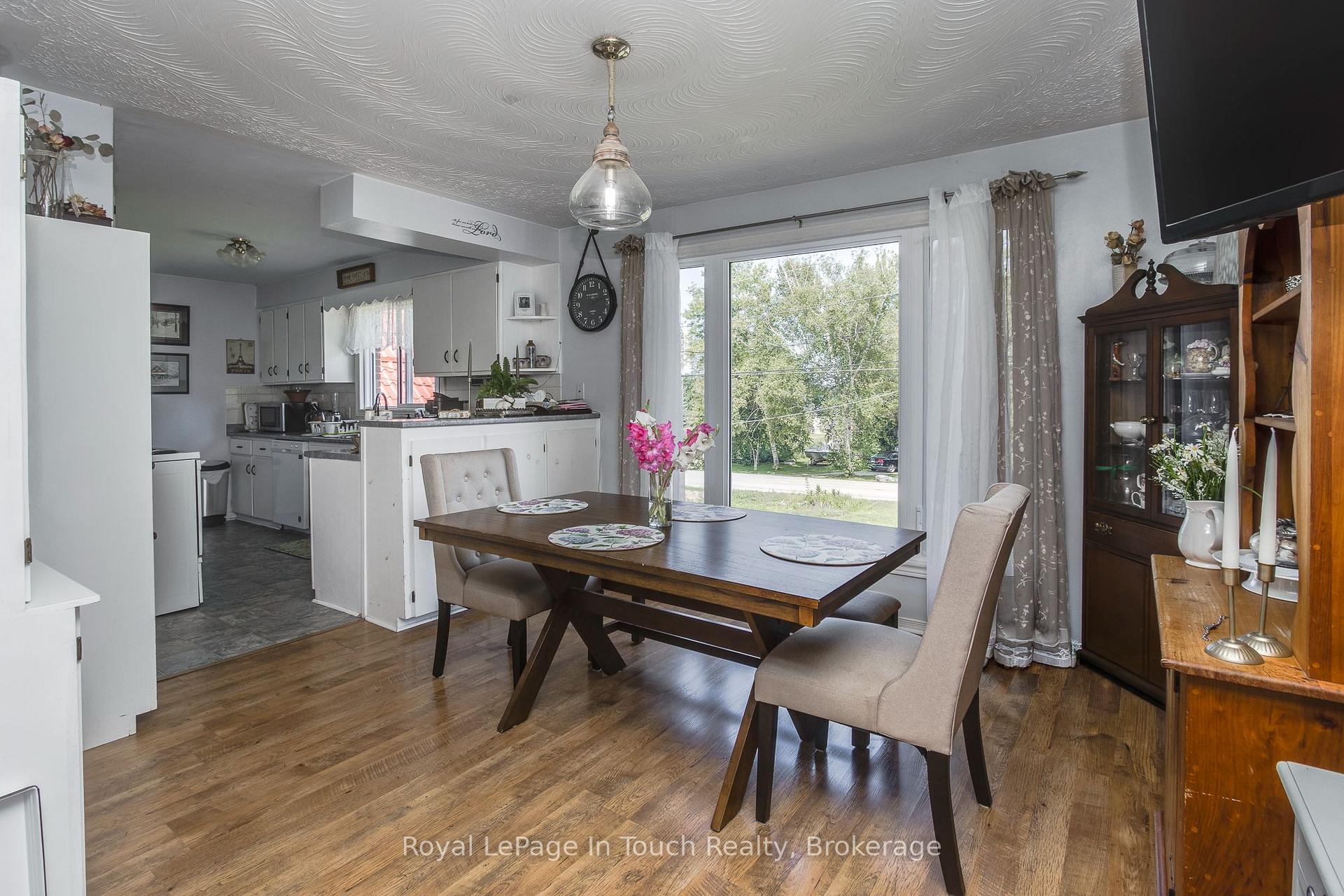 Photo 19 of 33 Grandview Road, Tay, Rural Tay — HOMEH