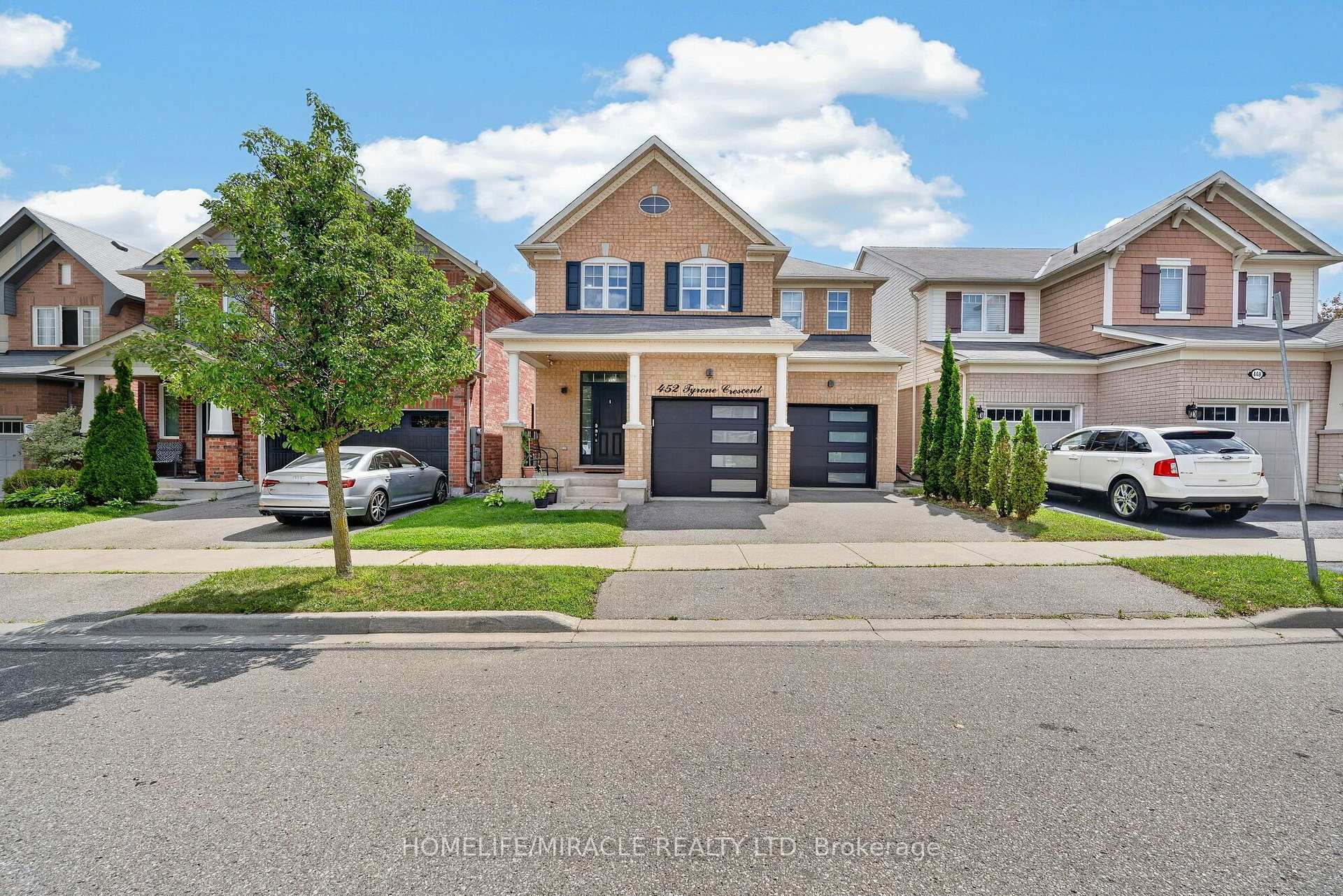 Photo of 452 Tyrone Crescent