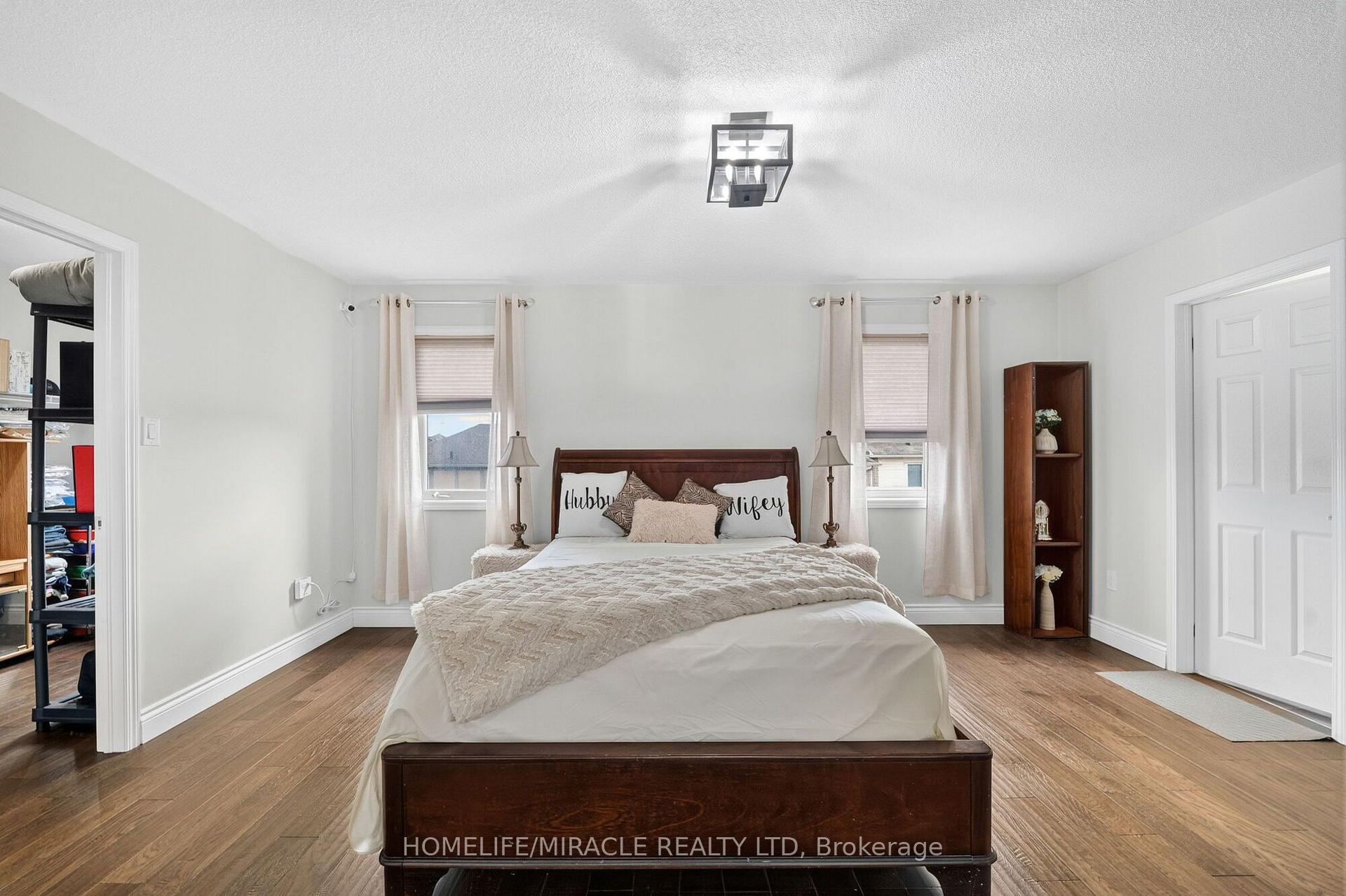 Photo 3 of 452 Tyrone Crescent, Milton, Willmott — HOMEH