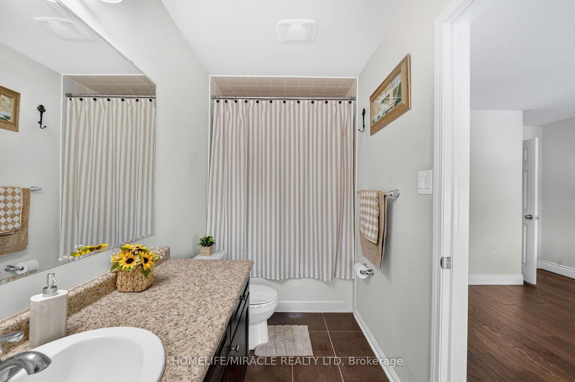 Photo 7 of 452 Tyrone Crescent, Milton, Willmott — HOMEH