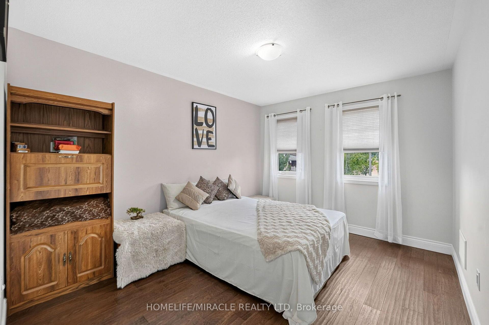 Photo 8 of 452 Tyrone Crescent, Milton, Willmott — HOMEH
