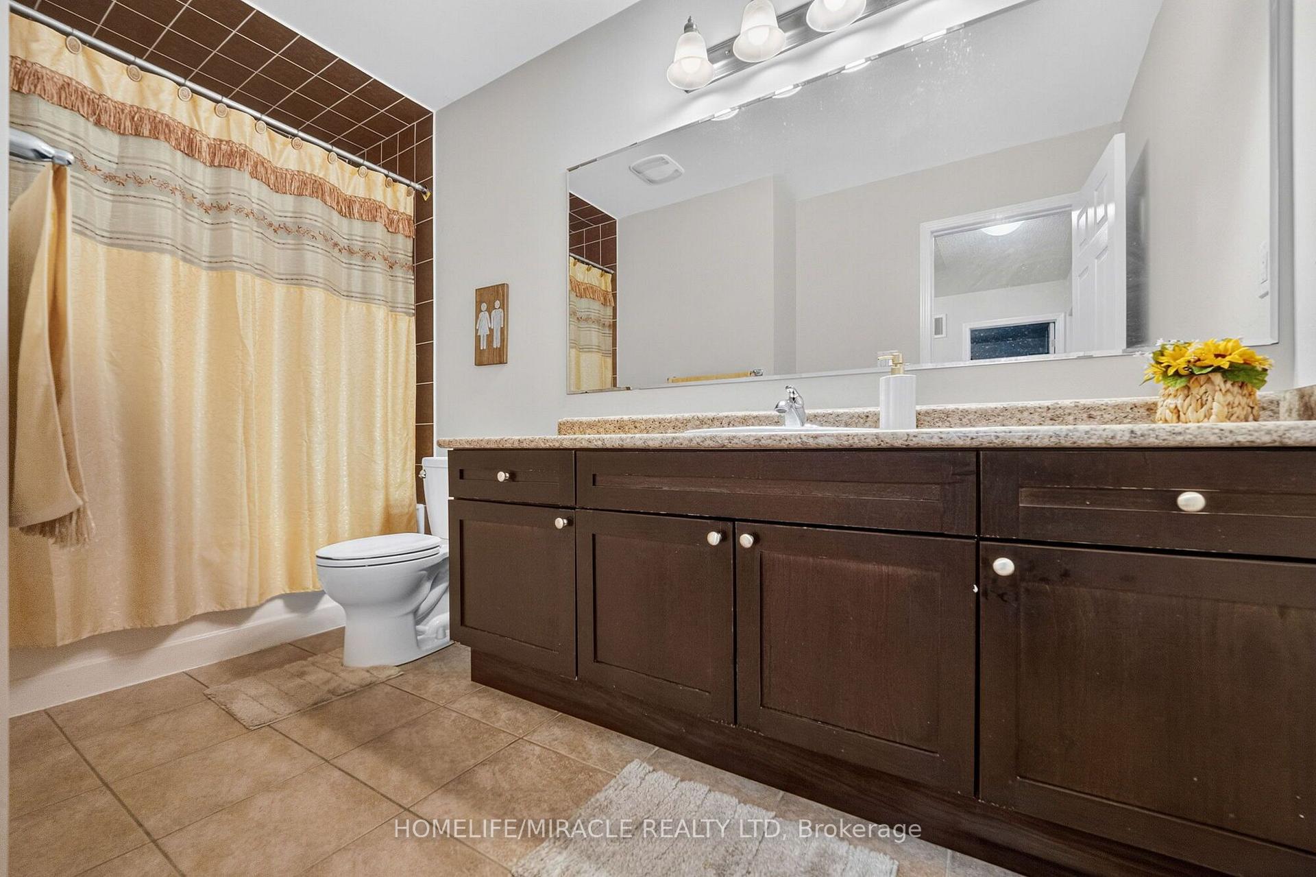 Photo 11 of 452 Tyrone Crescent, Milton, Willmott — HOMEH