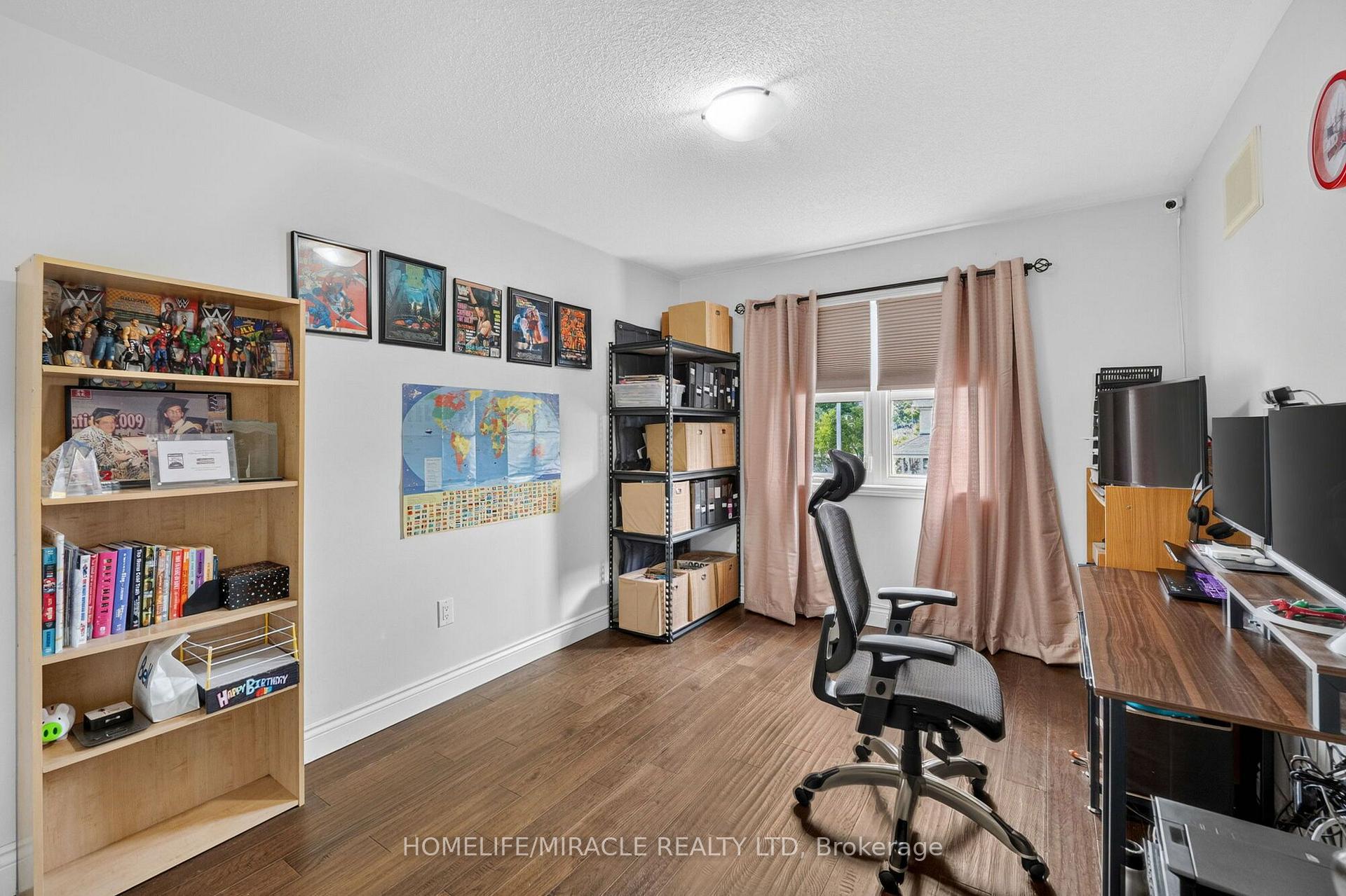 Photo 13 of 452 Tyrone Crescent, Milton, Willmott — HOMEH
