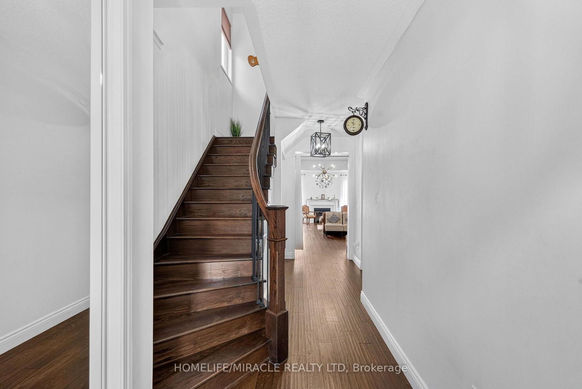 Photo 20 of 452 Tyrone Crescent, Milton, Willmott — HOMEH