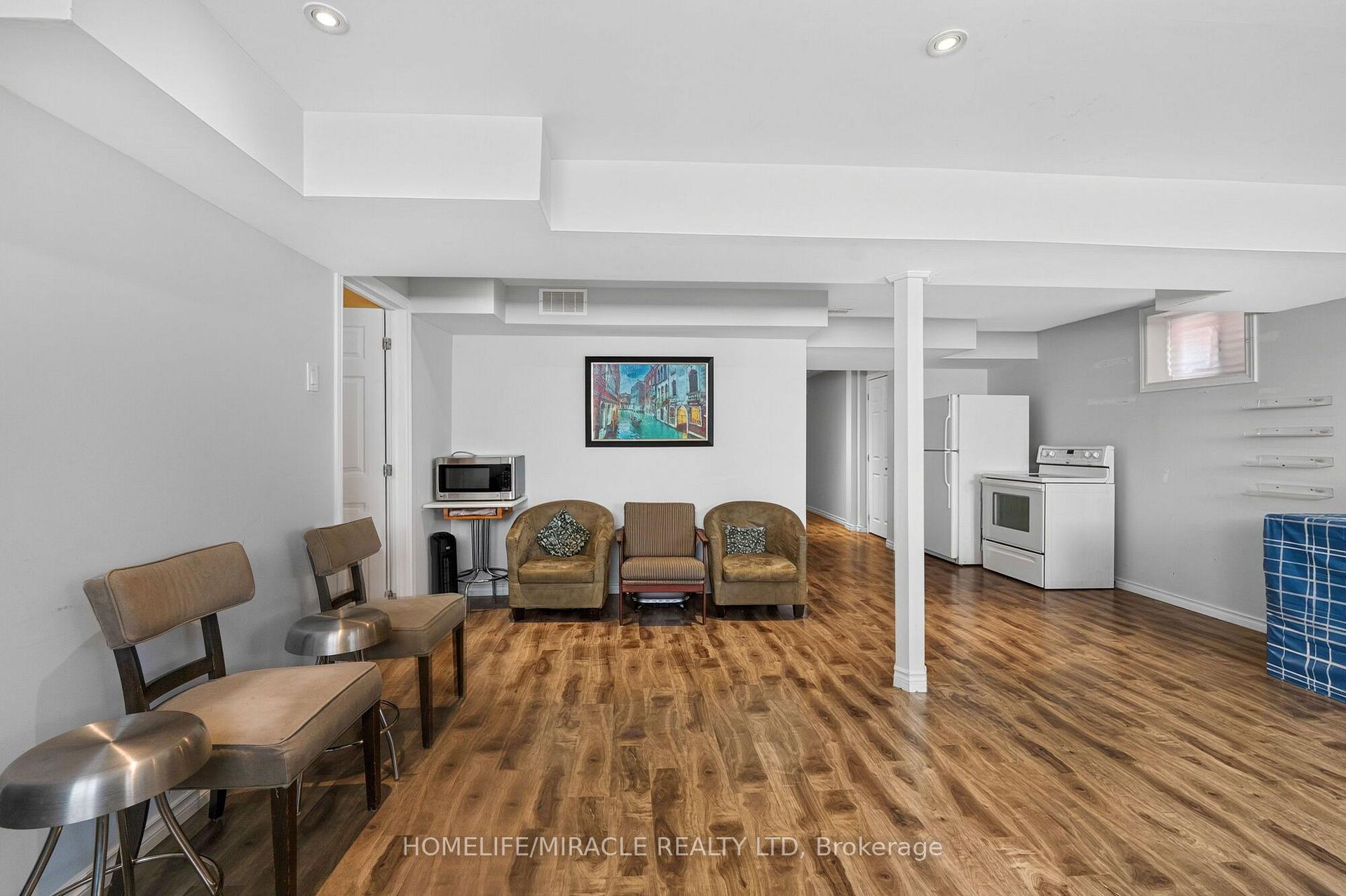 Photo 34 of 452 Tyrone Crescent, Milton, Willmott — HOMEH