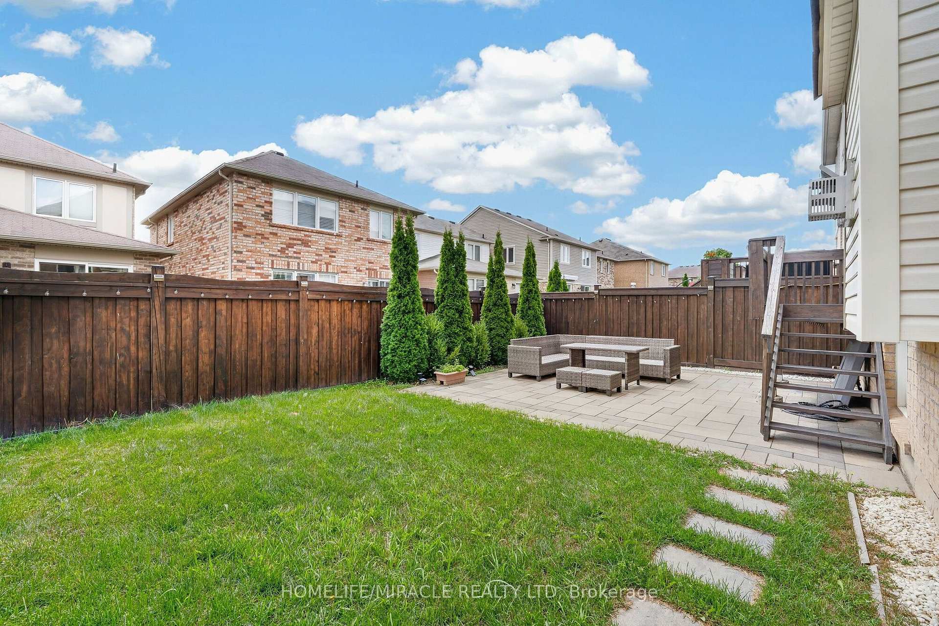 Photo 40 of 452 Tyrone Crescent, Milton, Willmott — HOMEH