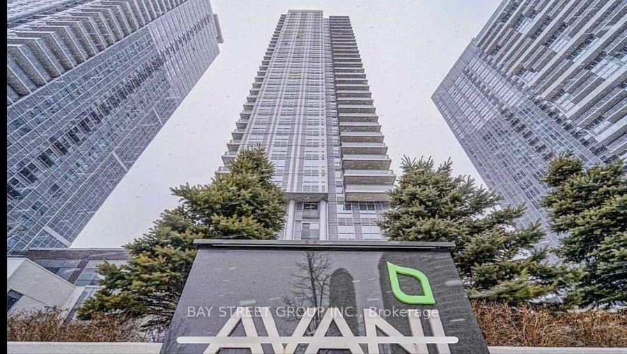 Front of Unit 2917, 275 Village Green Square
