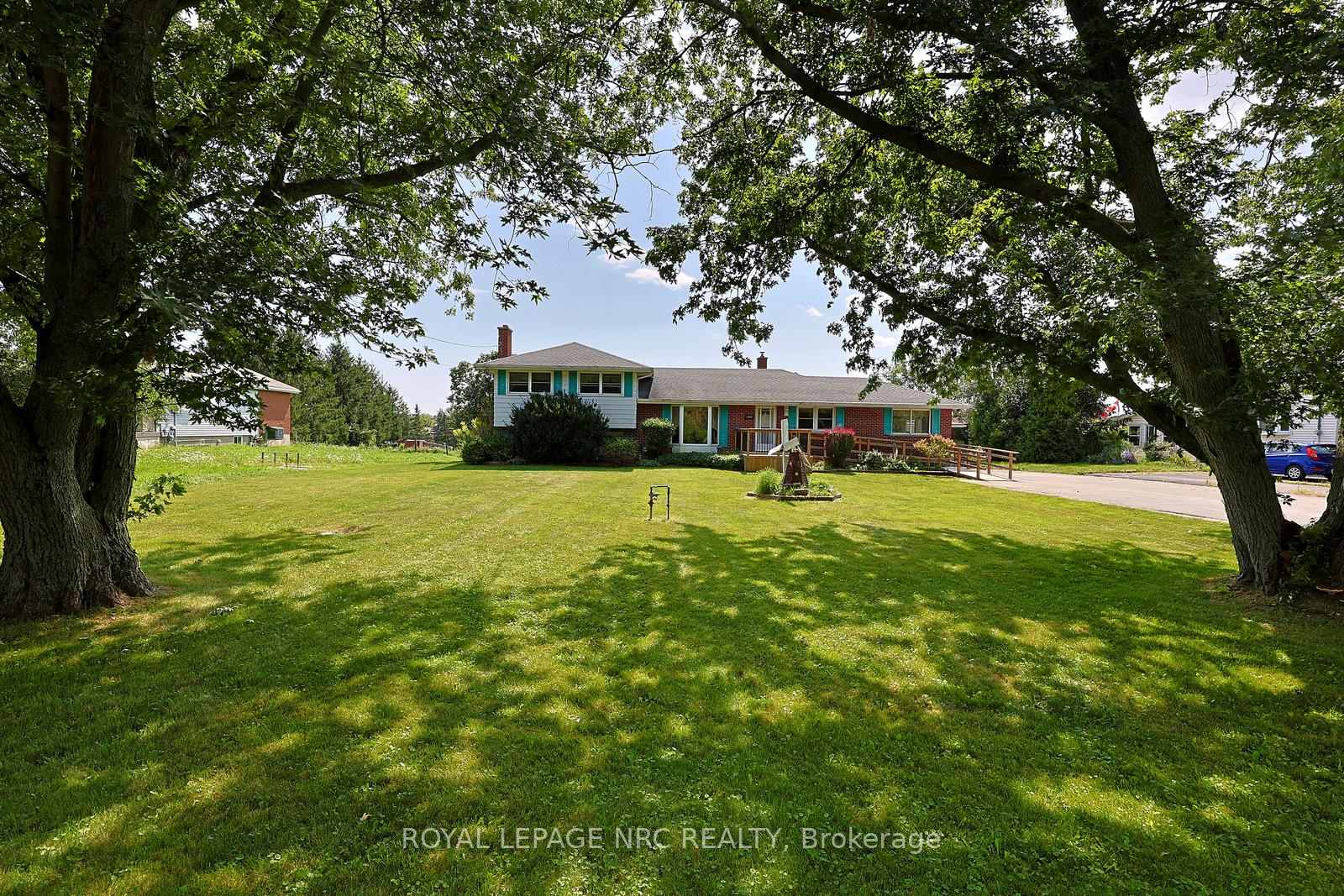 Photo 1 of 513 Ridge Road W, Grimsby, Grimsby Escarpment — HOMEH