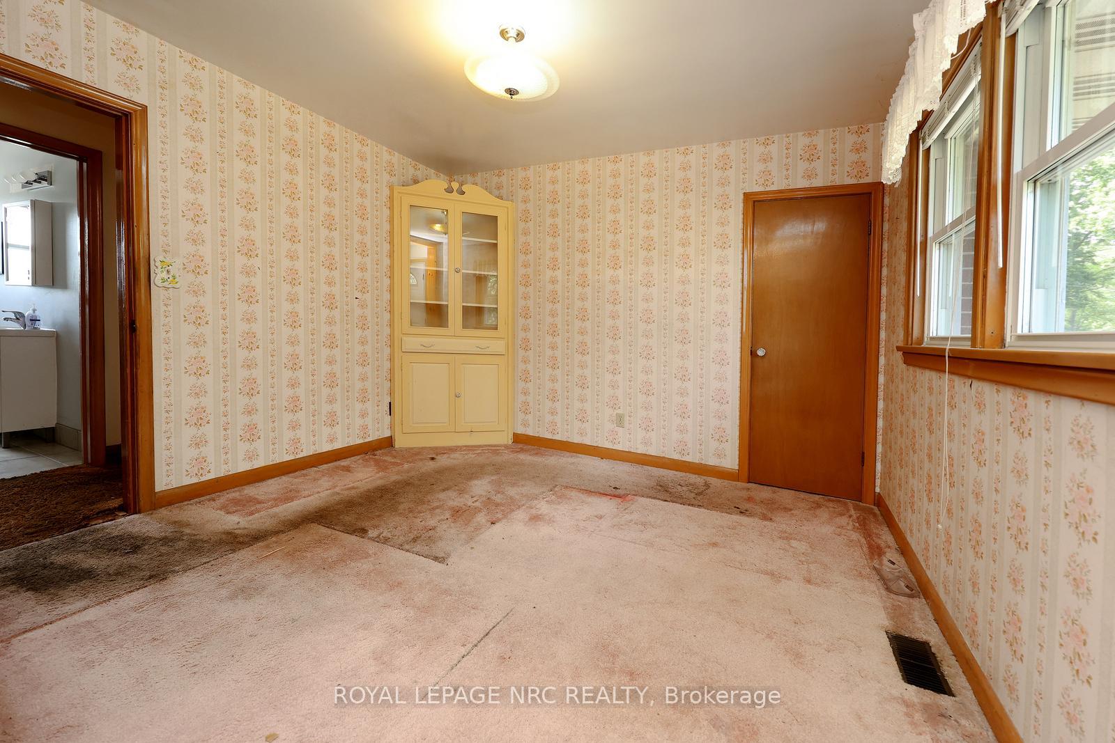 Photo 7 of 513 Ridge Road W, Grimsby, Grimsby Escarpment — HOMEH