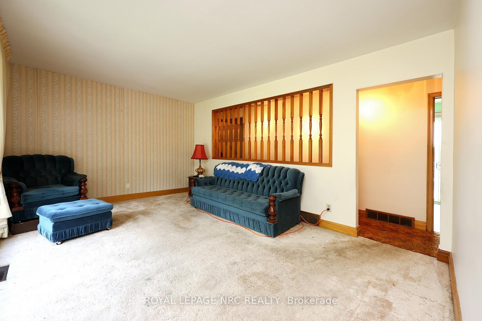 Photo 9 of 513 Ridge Road W, Grimsby, Grimsby Escarpment — HOMEH