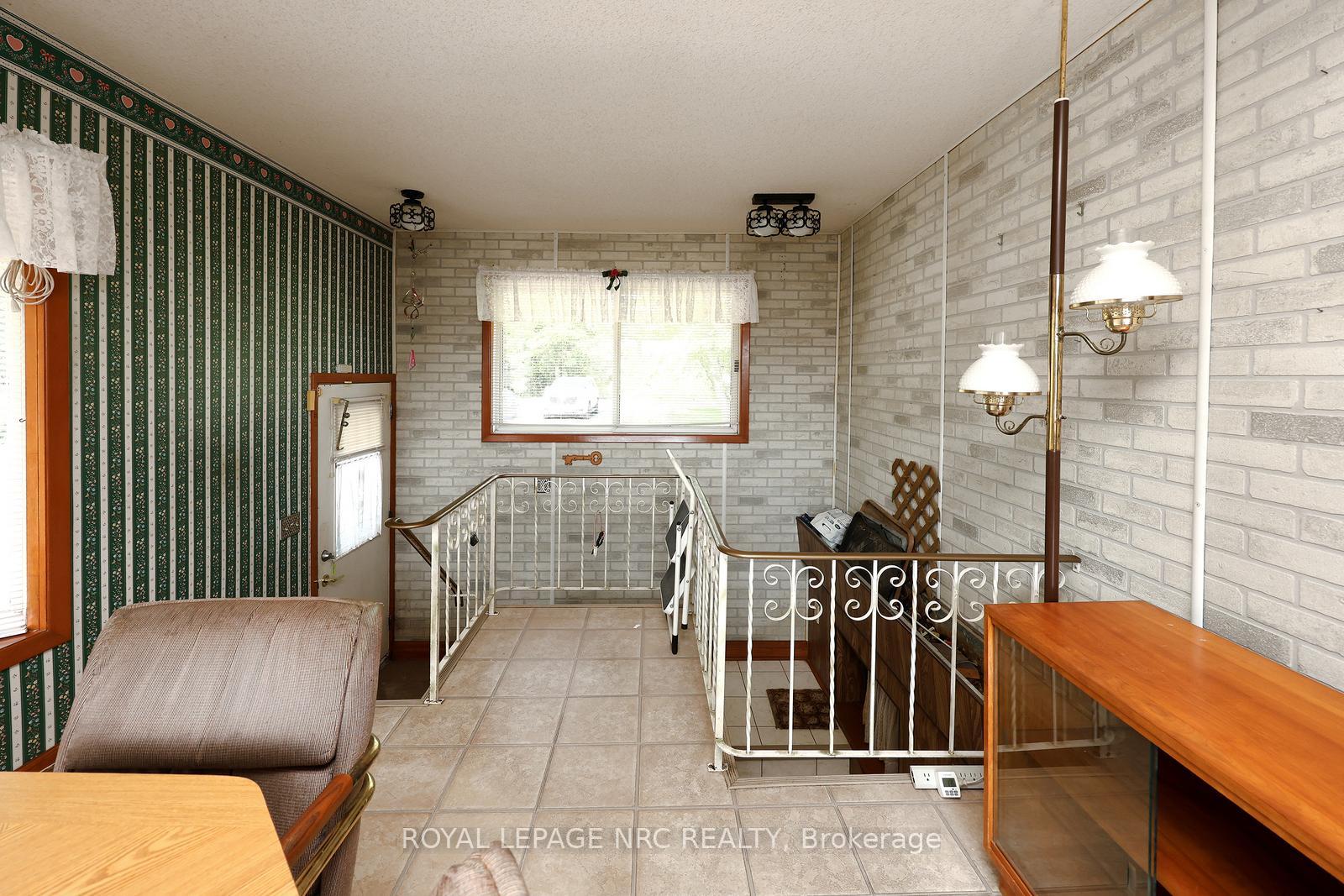 Photo 14 of 513 Ridge Road W, Grimsby, Grimsby Escarpment — HOMEH